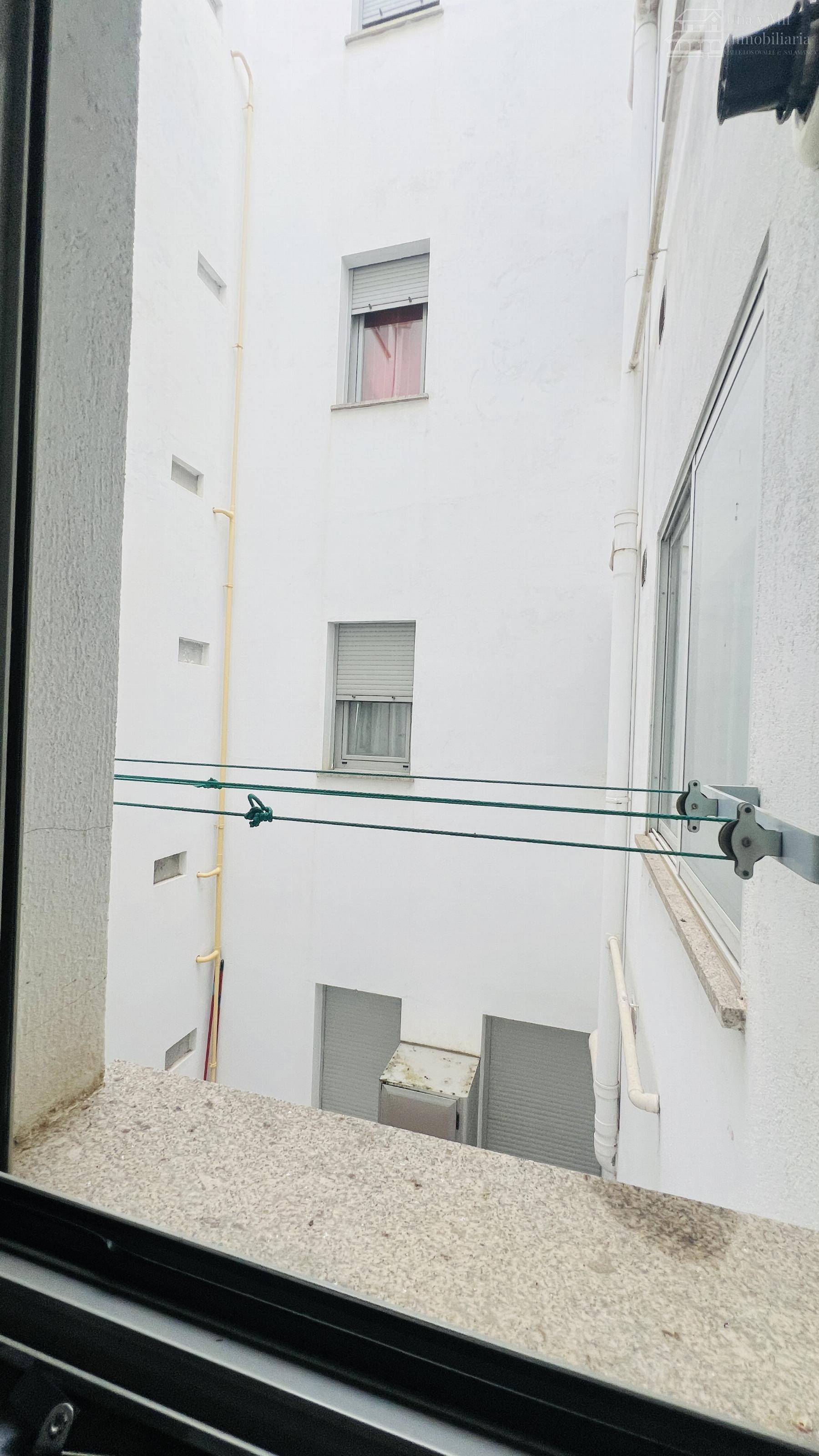 For sale of flat in Salamanca