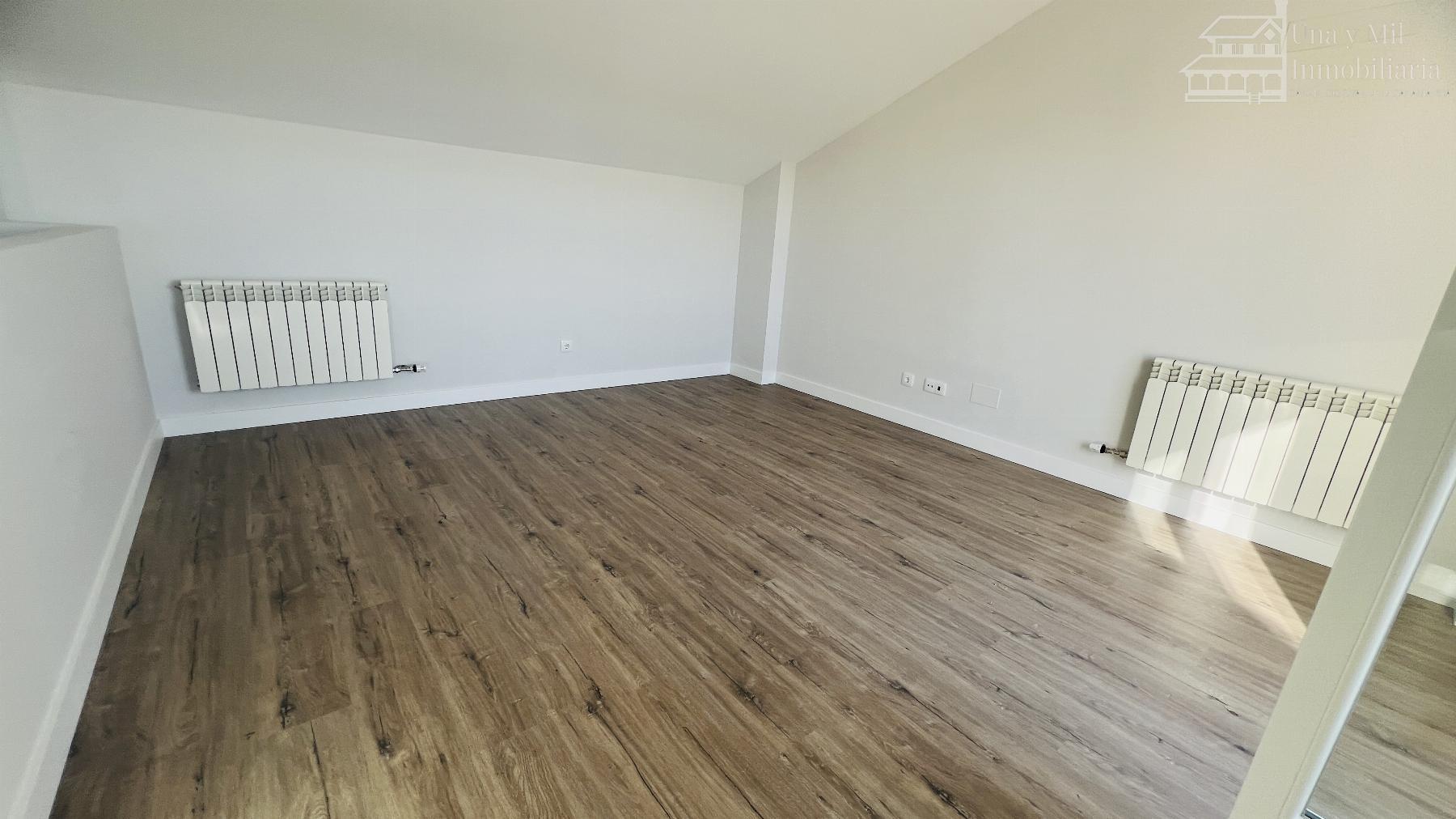 Venta de chalet en Villares de la Reina