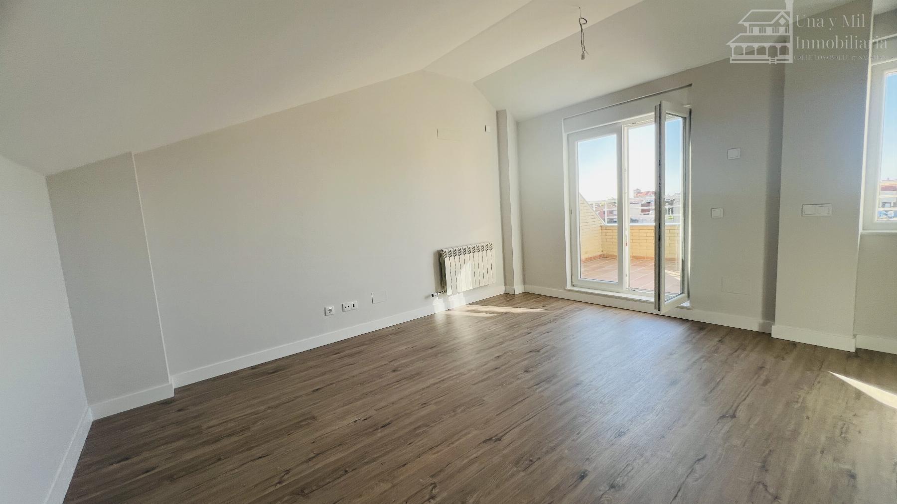 Venta de chalet en Villares de la Reina