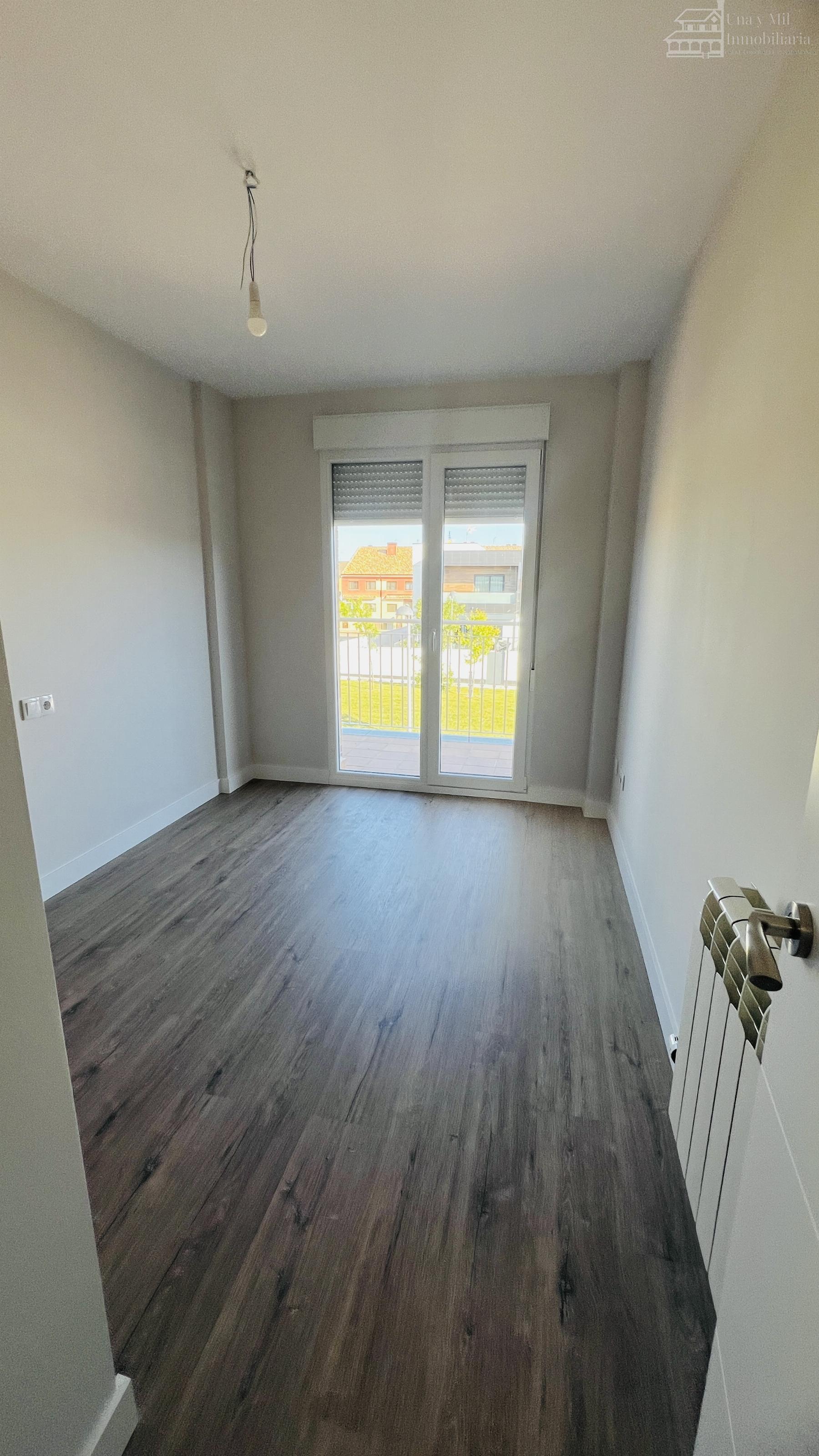 Venta de chalet en Villares de la Reina