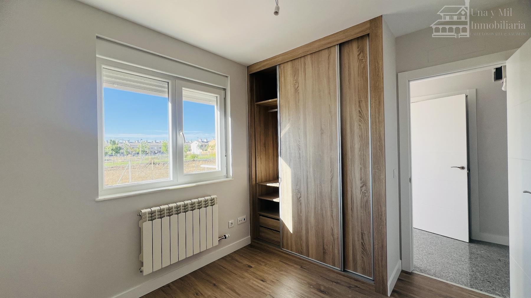 Venta de chalet en Villares de la Reina