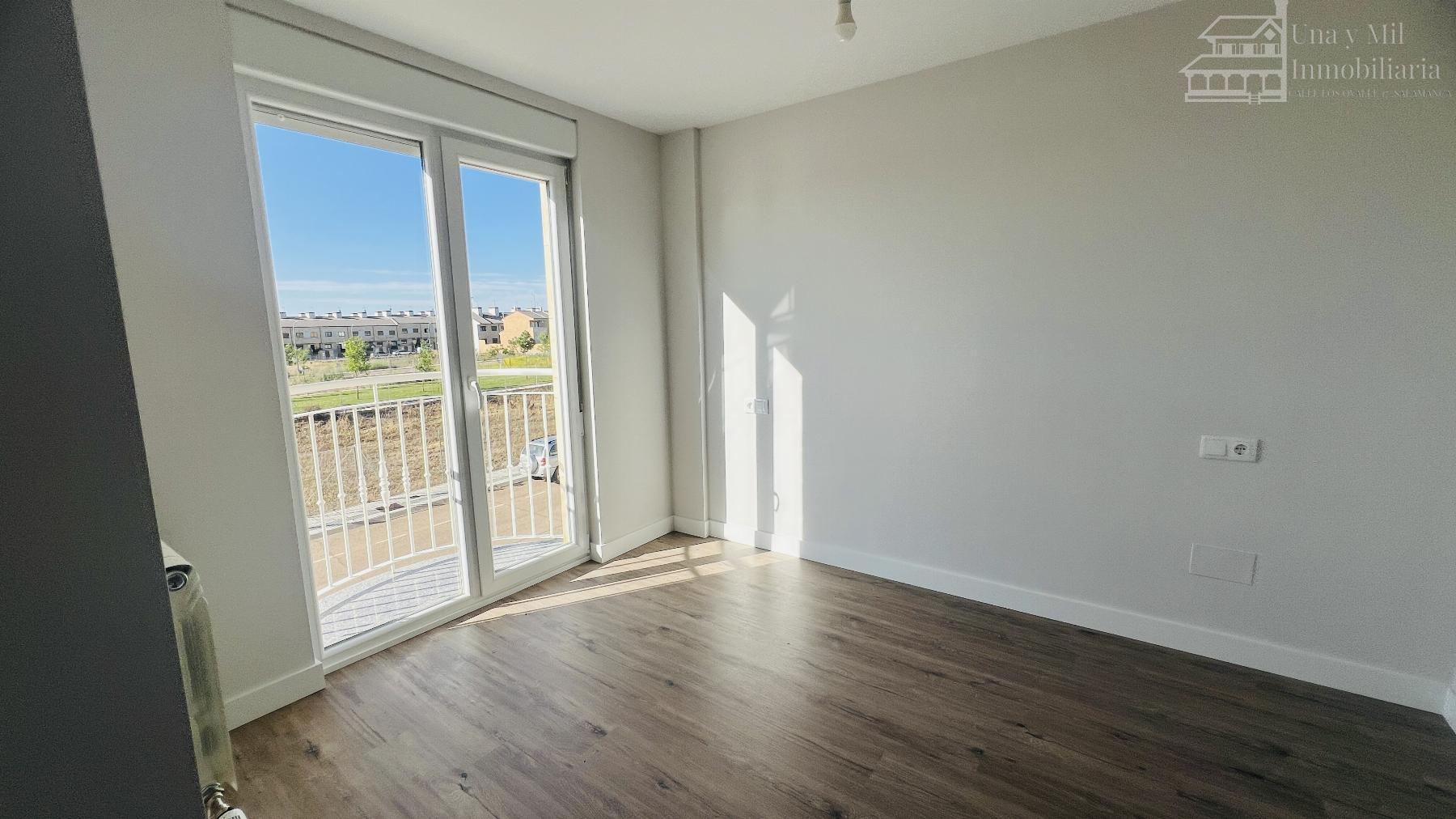 Venta de chalet en Villares de la Reina