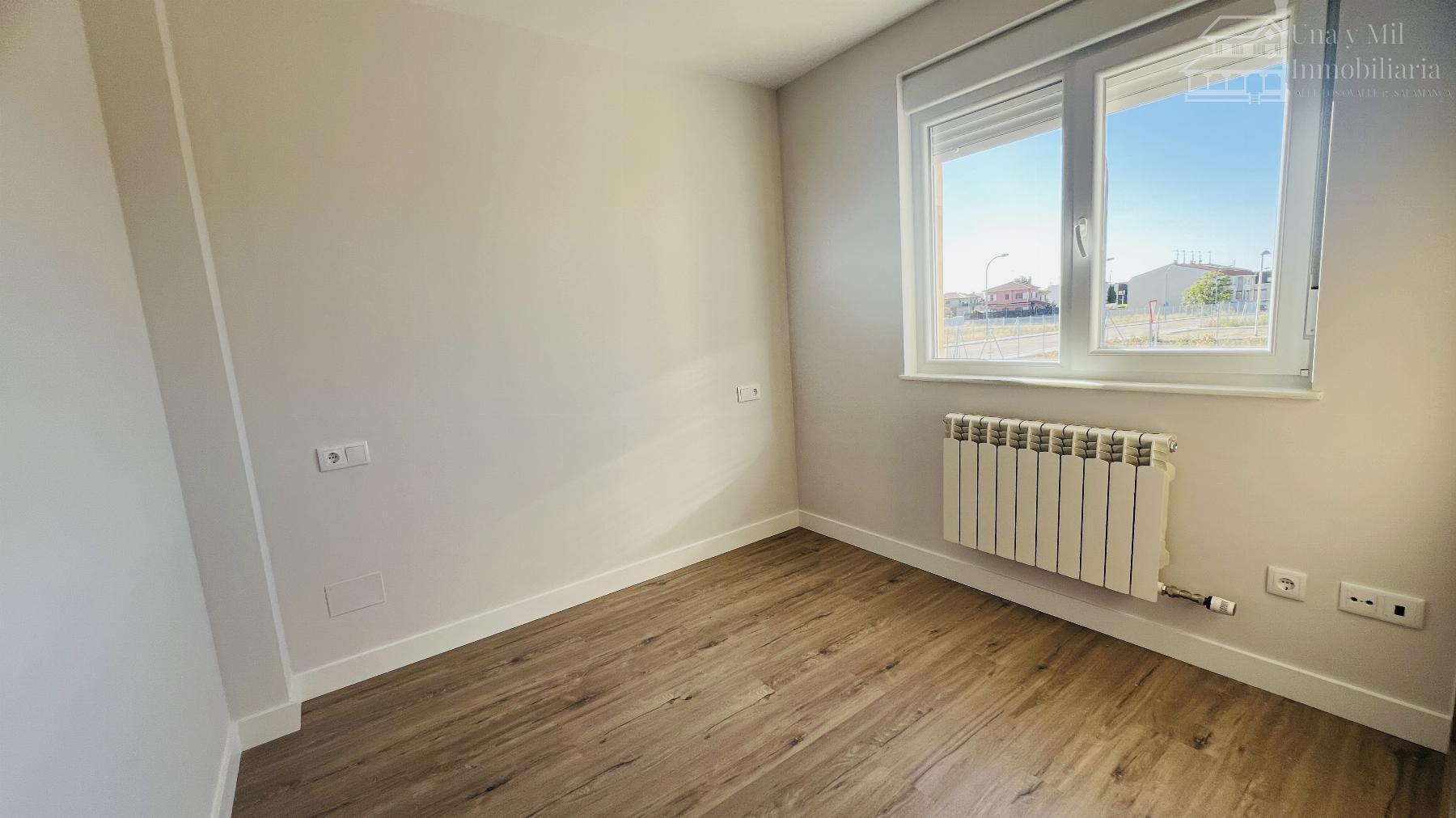 Venta de chalet en Villares de la Reina