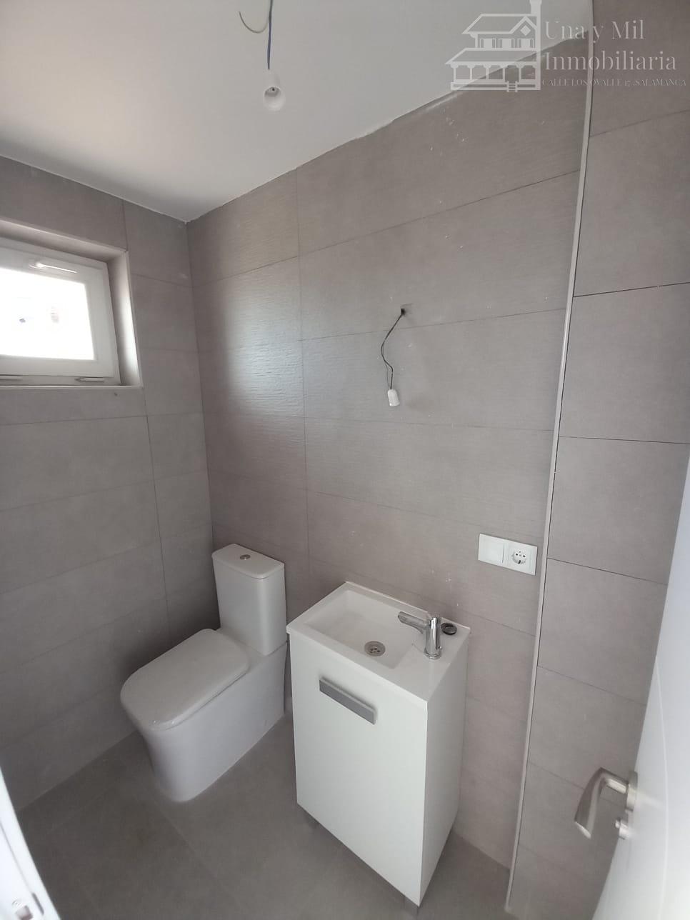 Venta de chalet en Villares de la Reina
