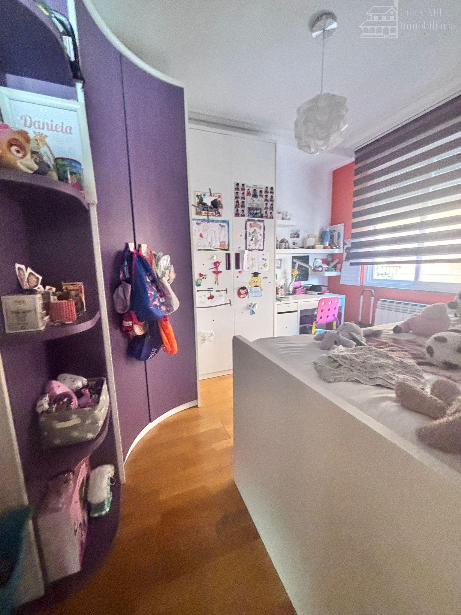For sale of flat in Villares de la Reina