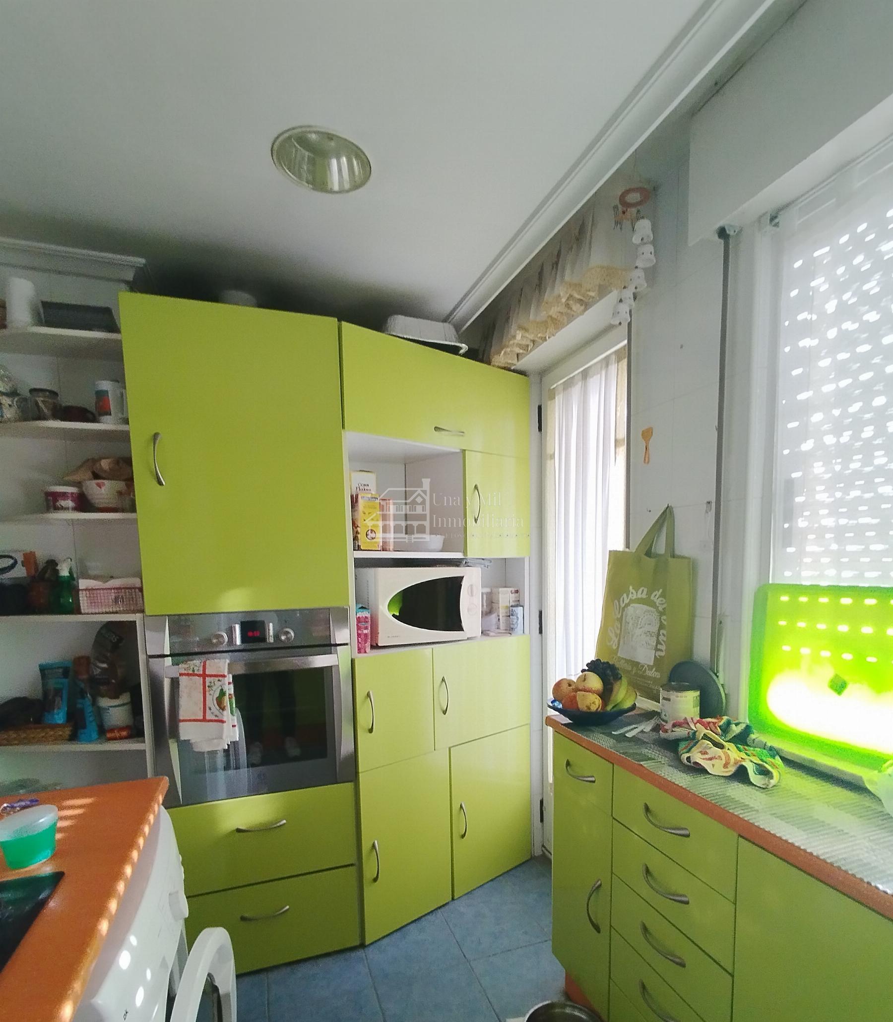 For sale of flat in Villamayor