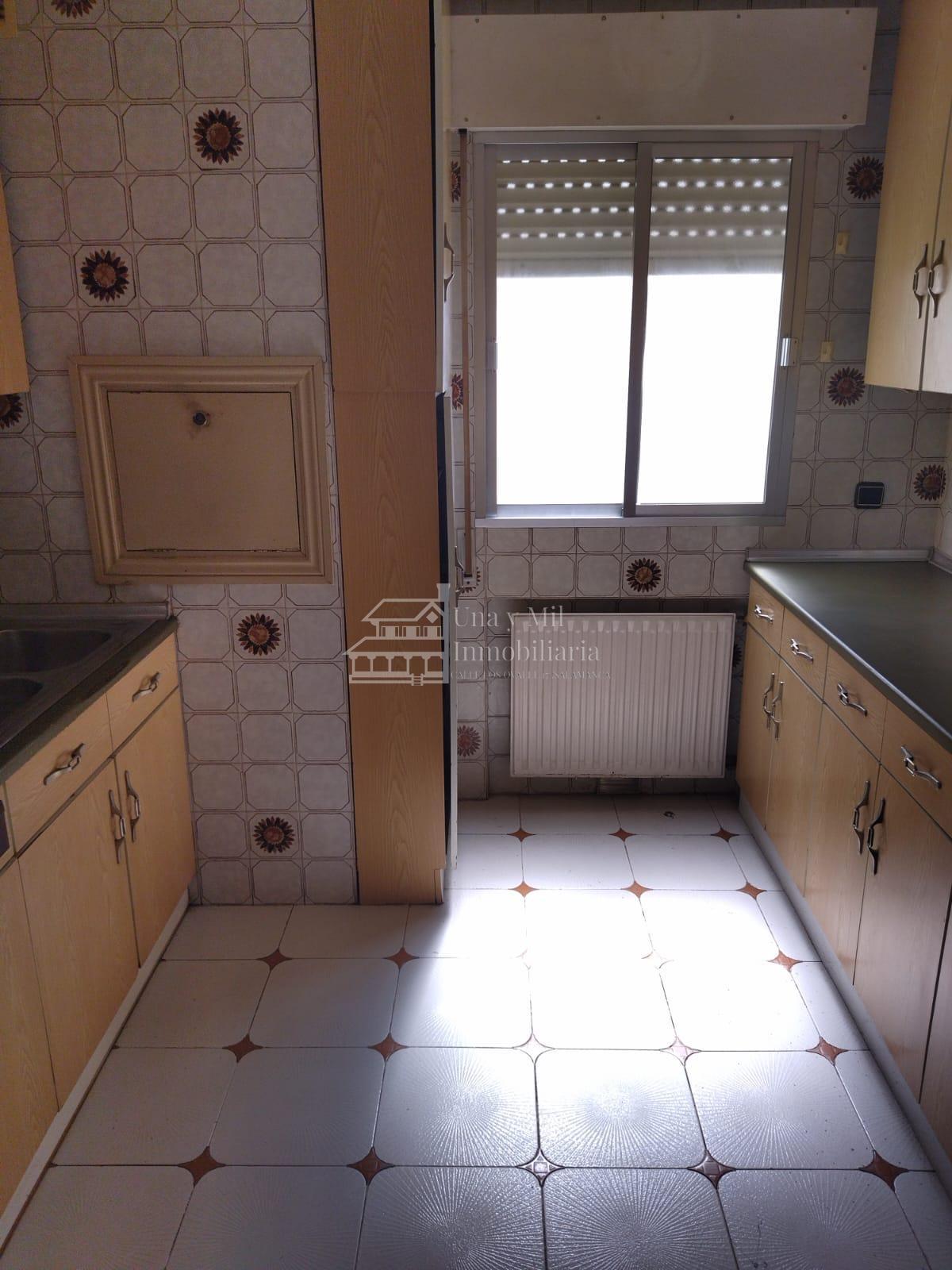 For sale of flat in Salamanca