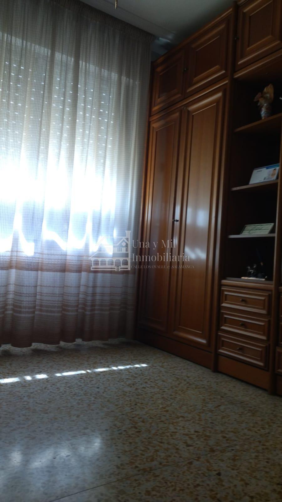 For sale of flat in Salamanca