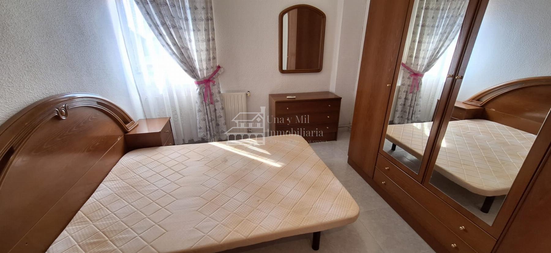 For sale of flat in Salamanca