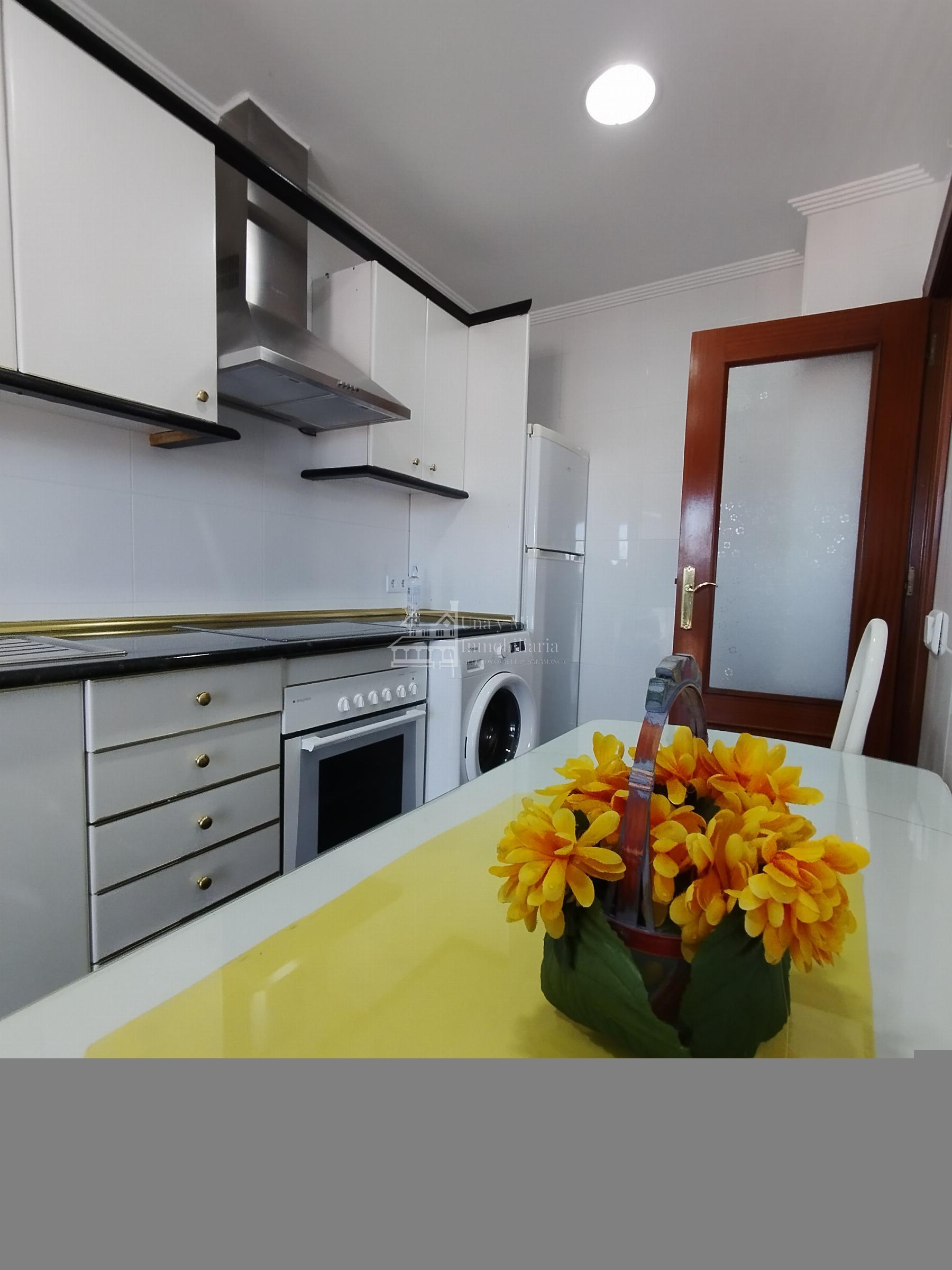 For sale of flat in Salamanca