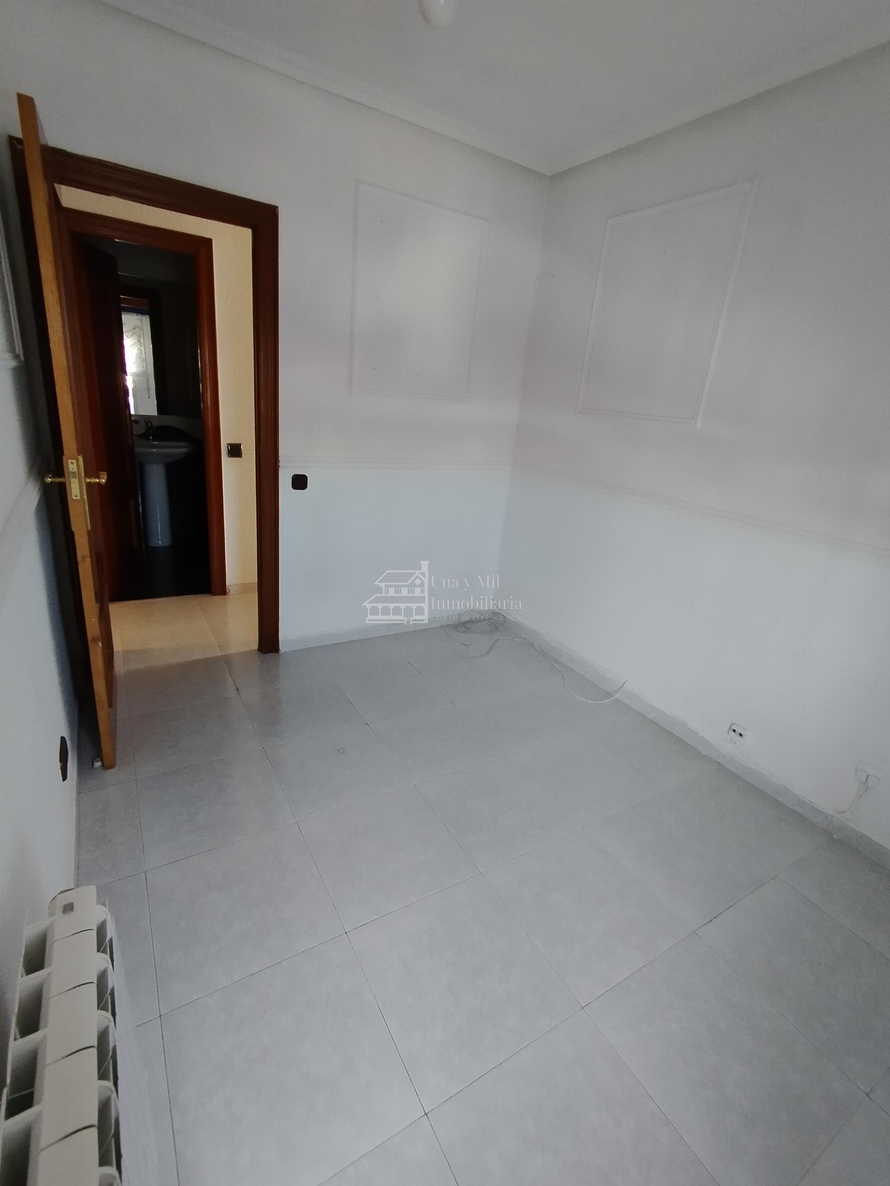For sale of flat in Salamanca