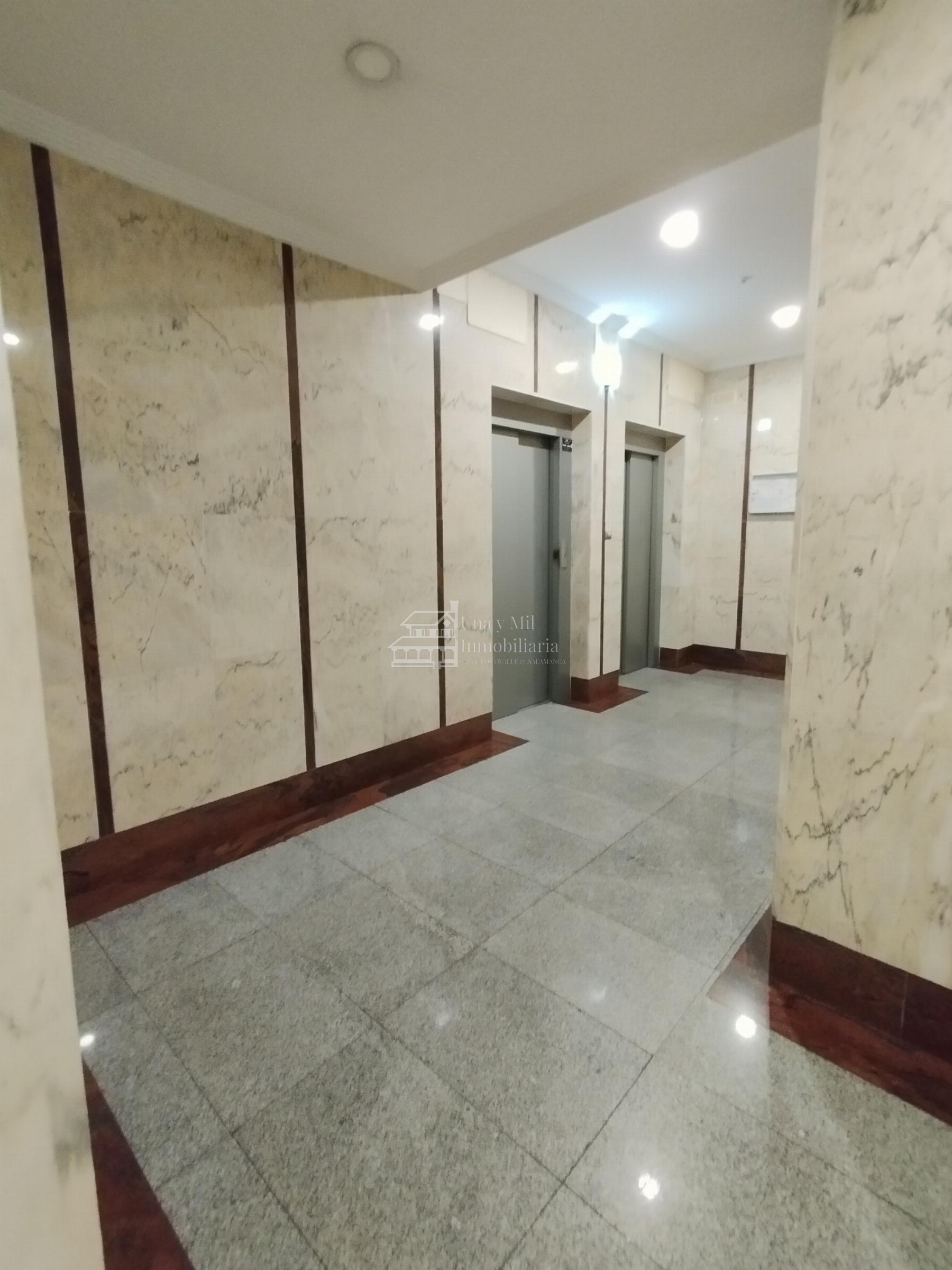 For sale of flat in Salamanca