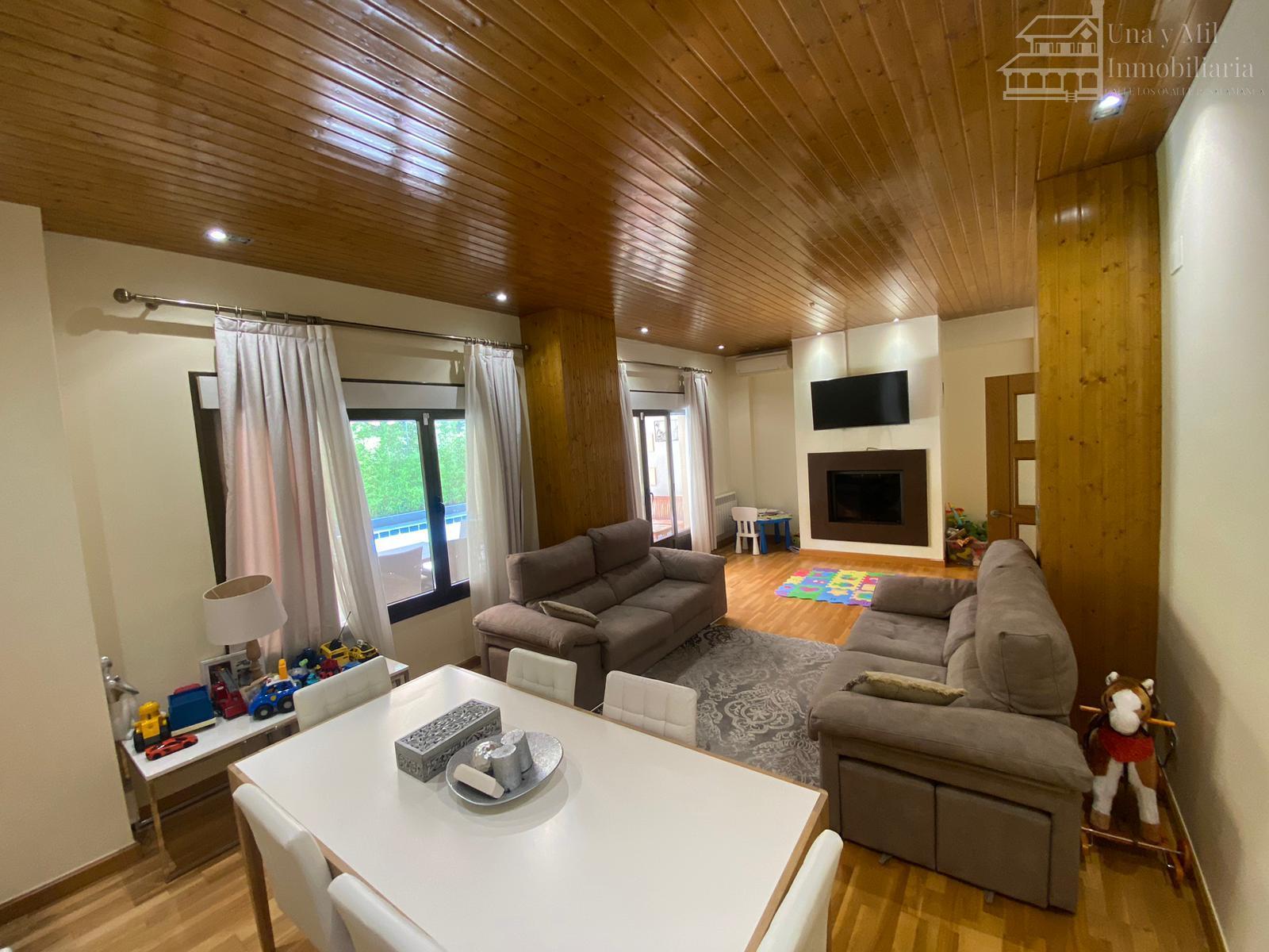 For sale of chalet in Villamayor