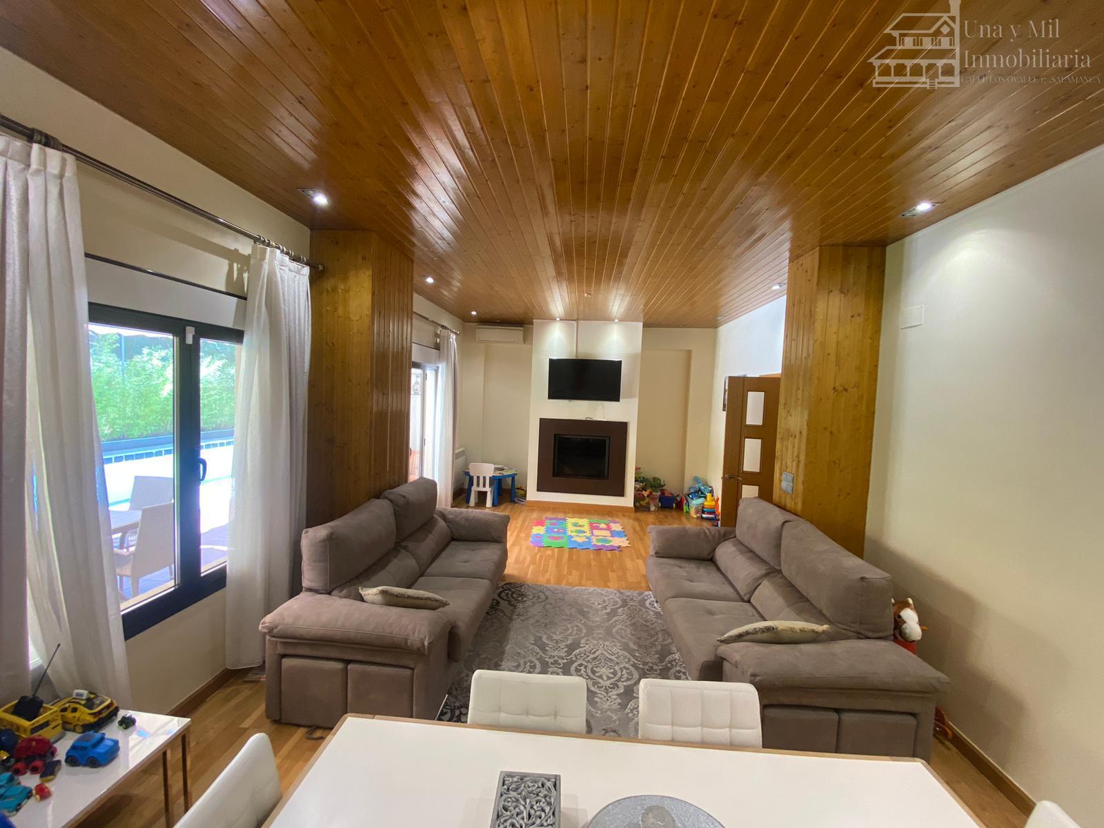 For sale of chalet in Villamayor