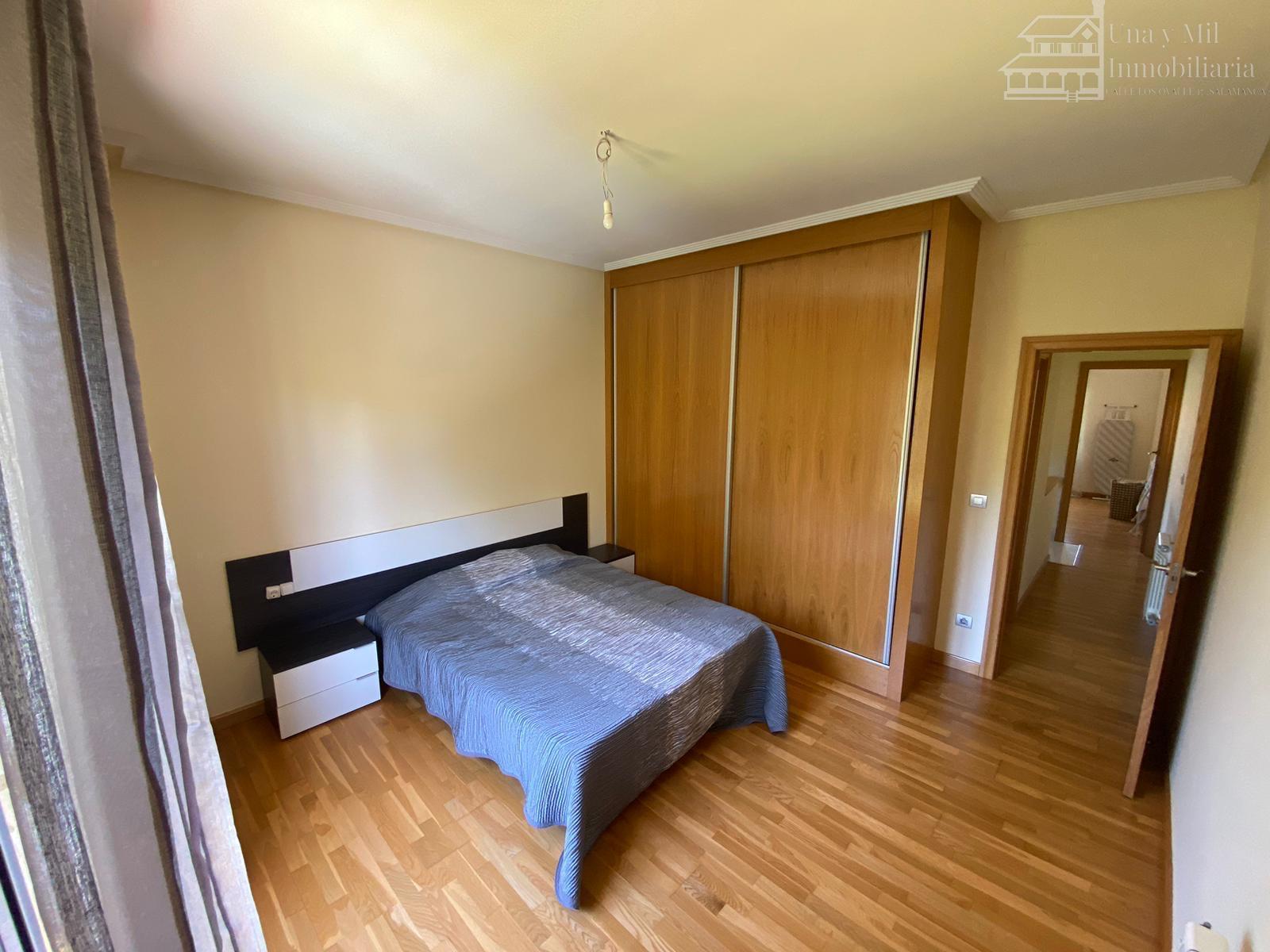 For sale of chalet in Villamayor