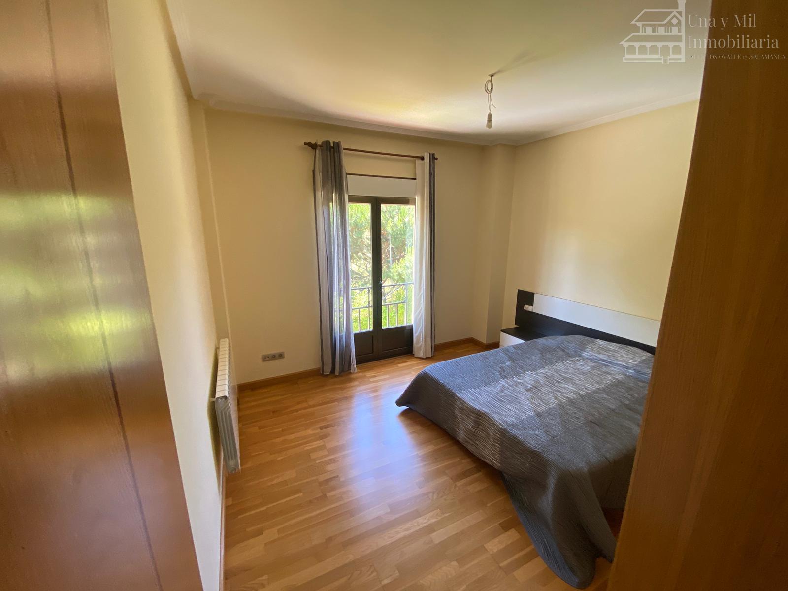 For sale of chalet in Villamayor