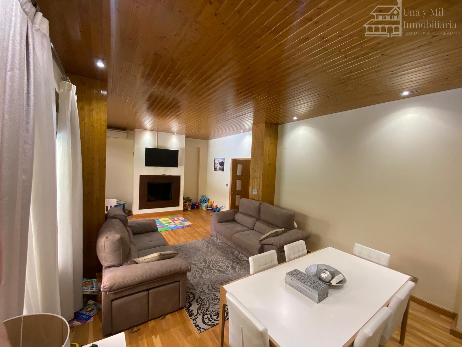 For sale of chalet in Villamayor