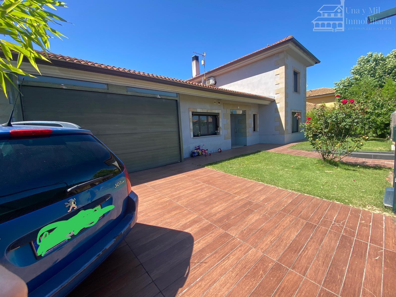 For sale of chalet in Villamayor