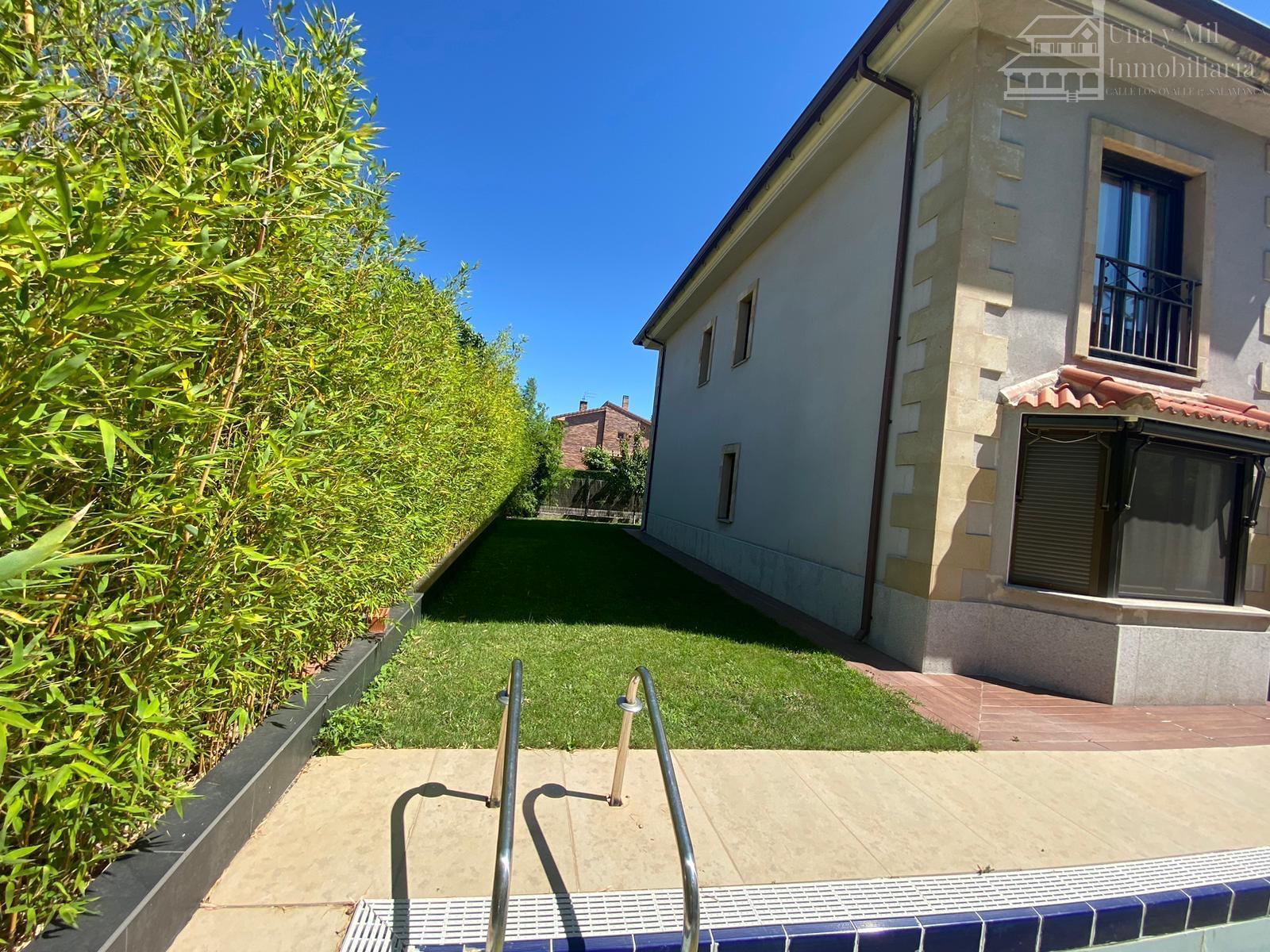 For sale of chalet in Villamayor