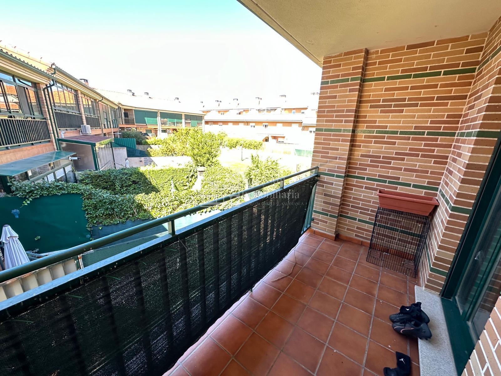 For sale of chalet in Carbajosa de la Sagrada