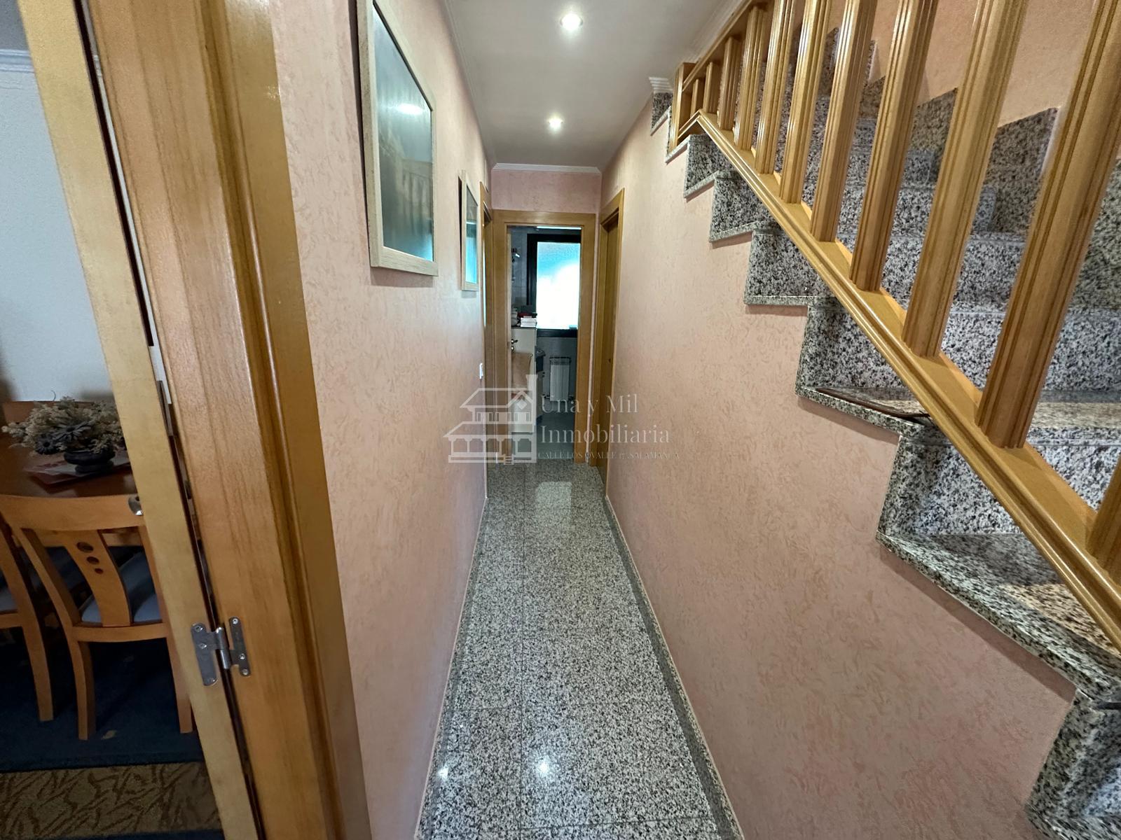 For sale of chalet in Carbajosa de la Sagrada