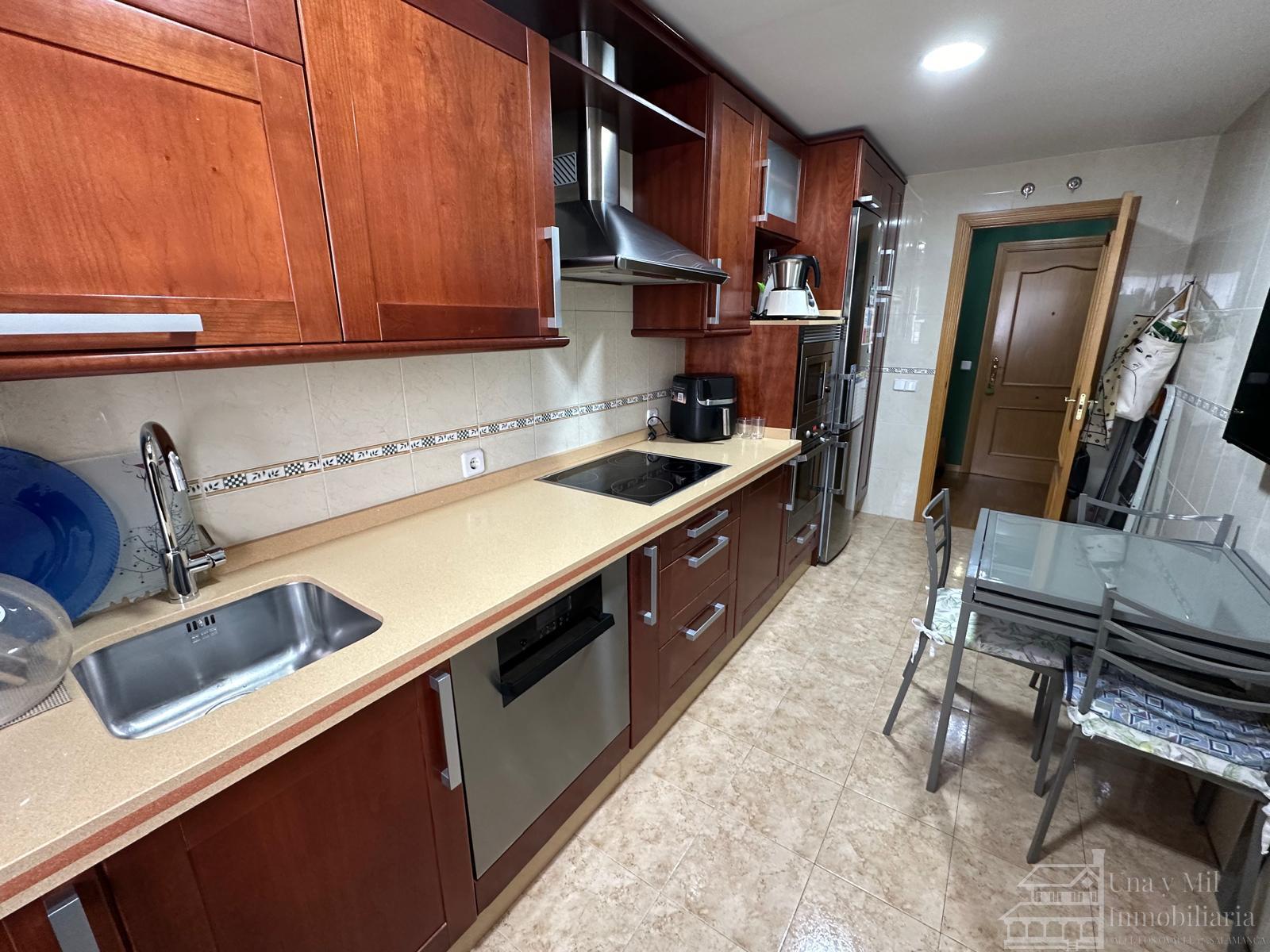 For sale of flat in Carbajosa de la Sagrada