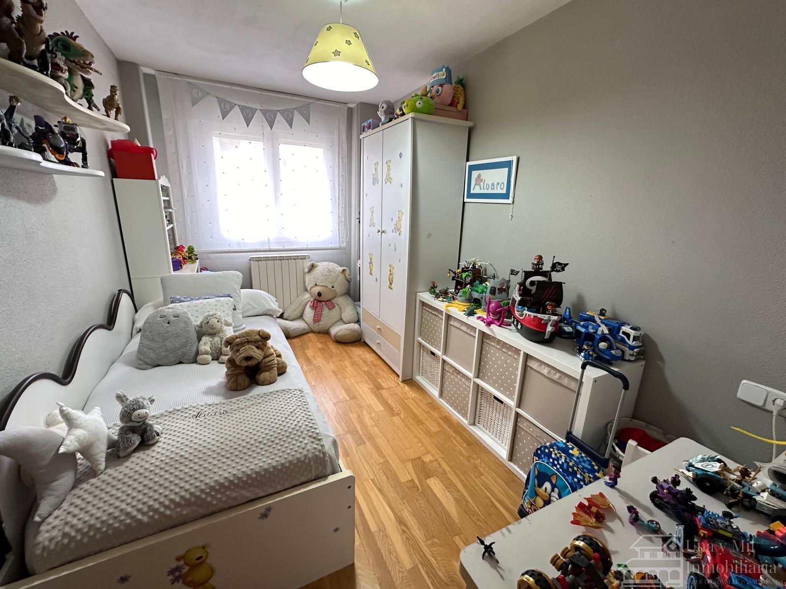 For sale of flat in Carbajosa de la Sagrada