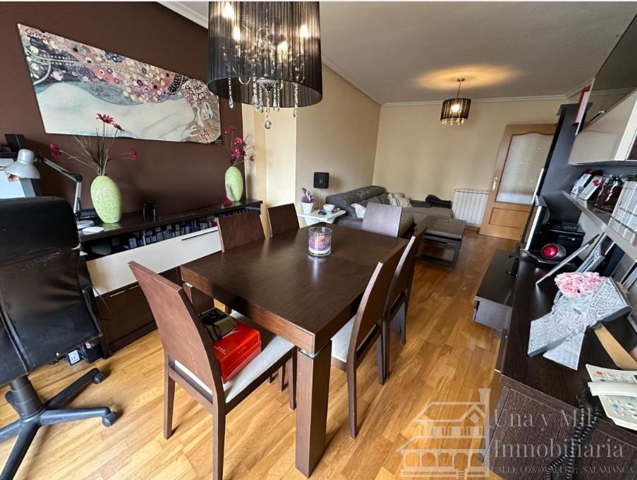 For sale of flat in Carbajosa de la Sagrada