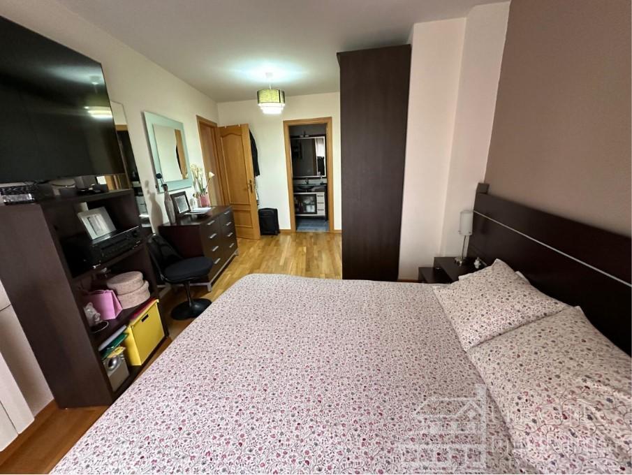 For sale of flat in Carbajosa de la Sagrada