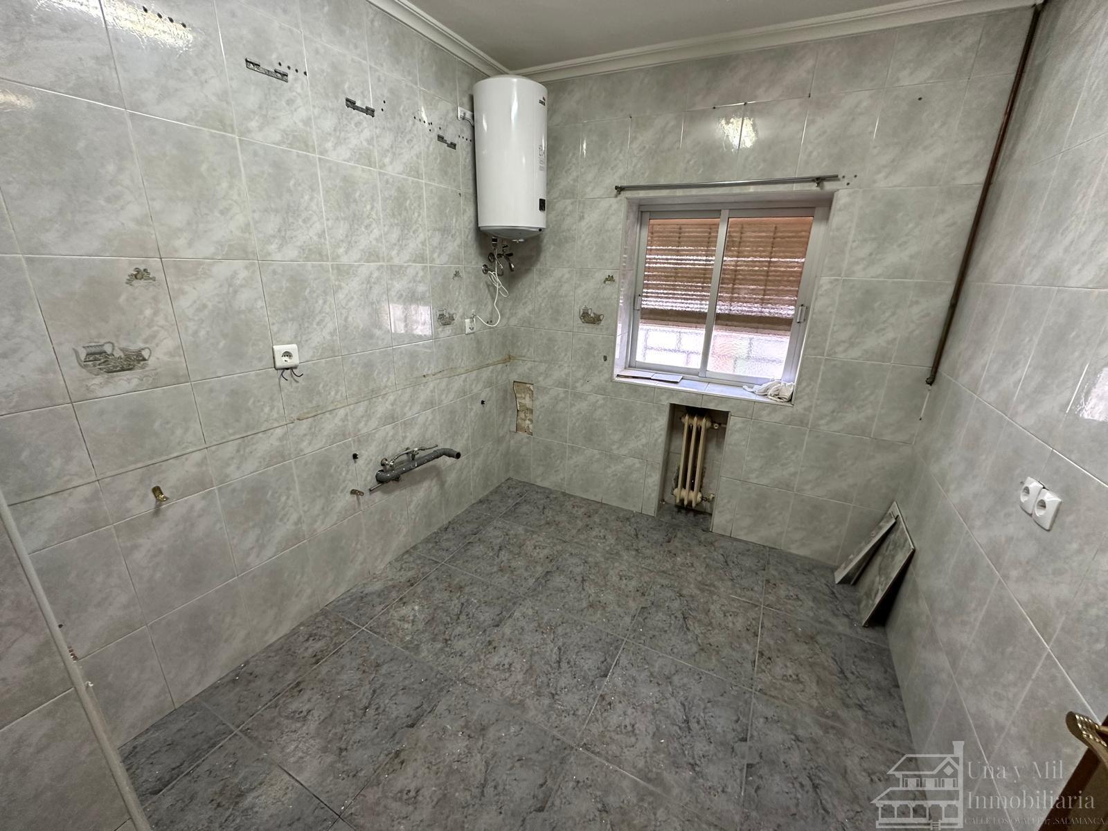 For sale of flat in Salamanca