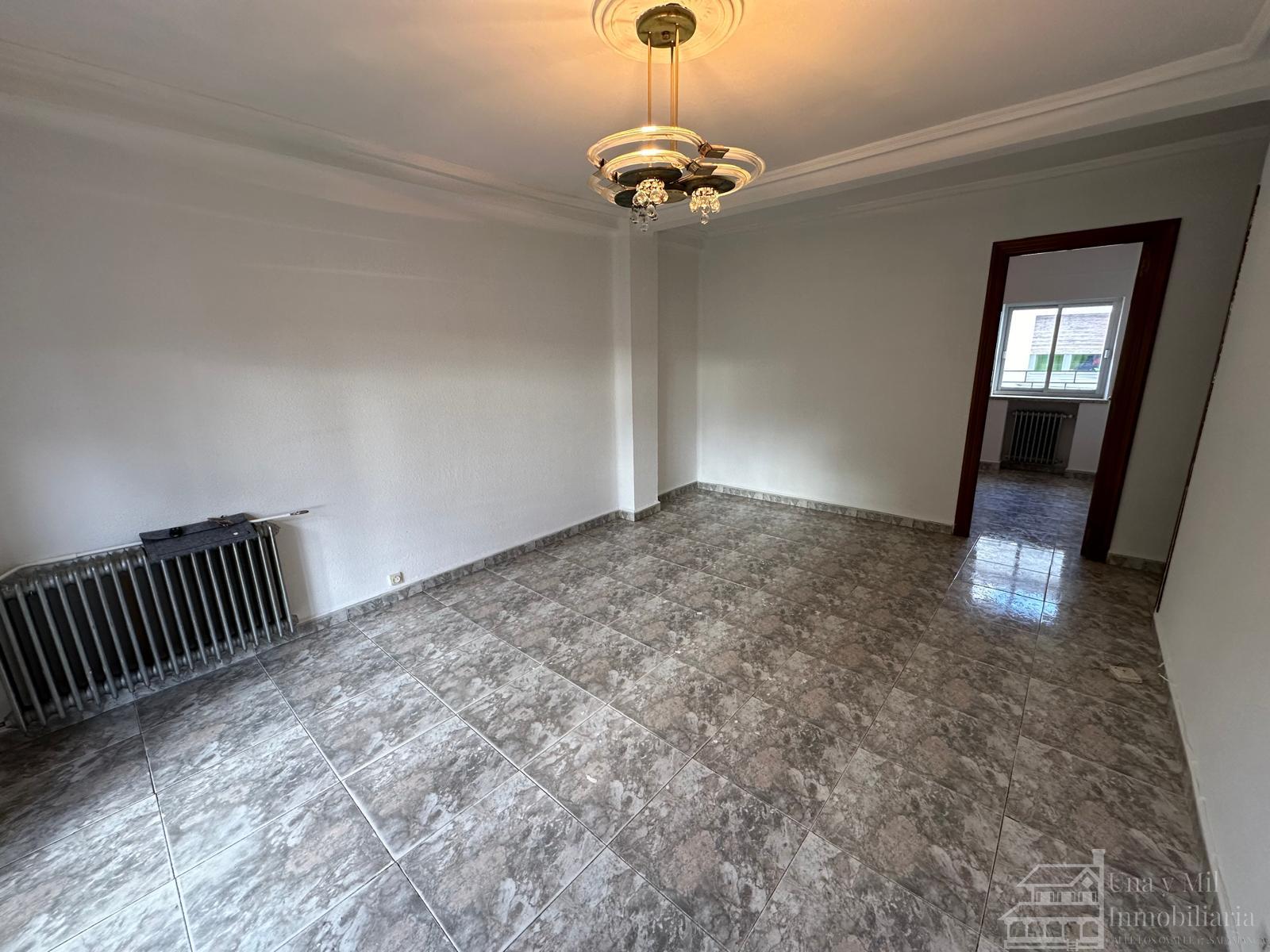 For sale of flat in Salamanca