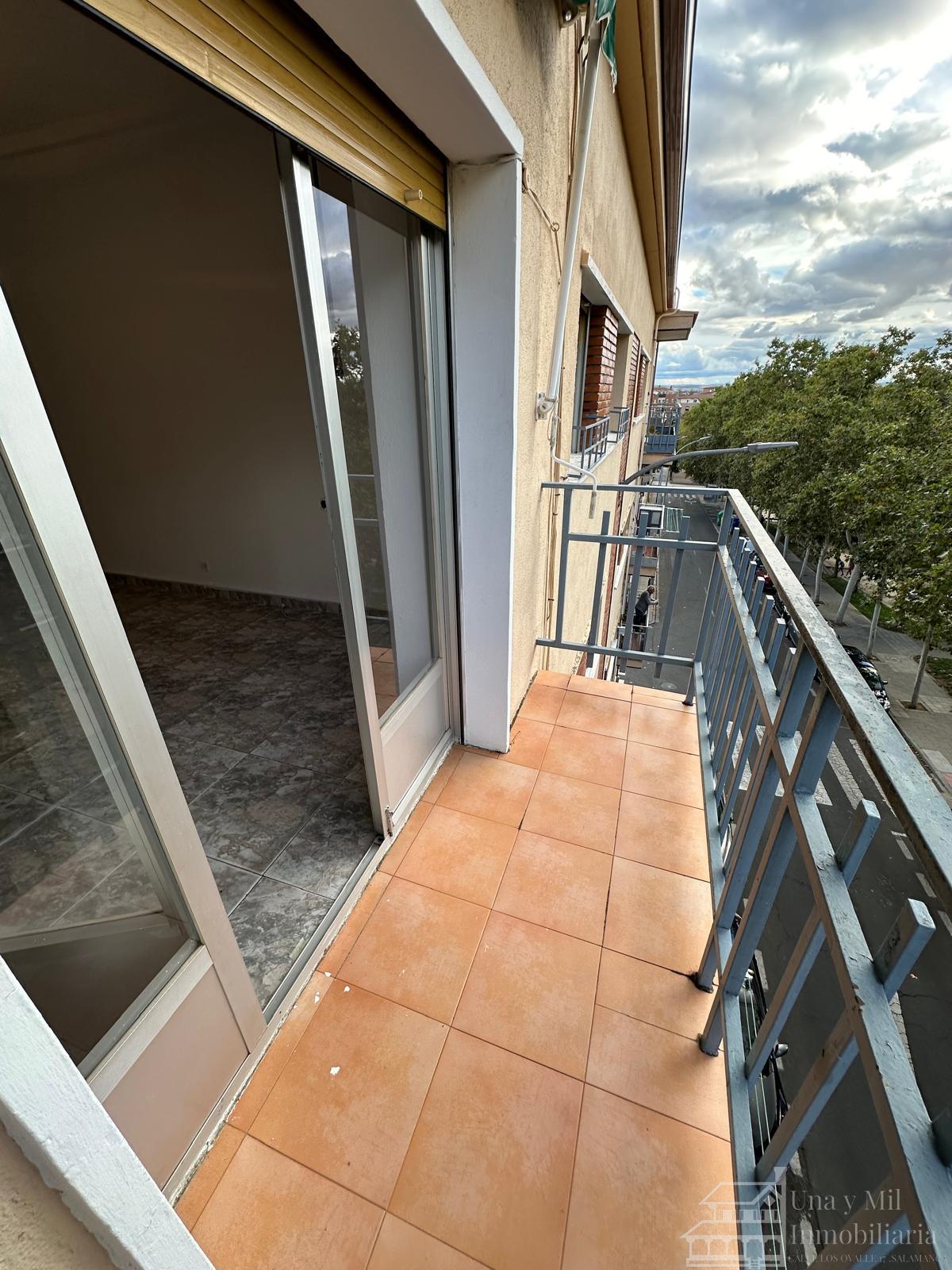 For sale of flat in Salamanca