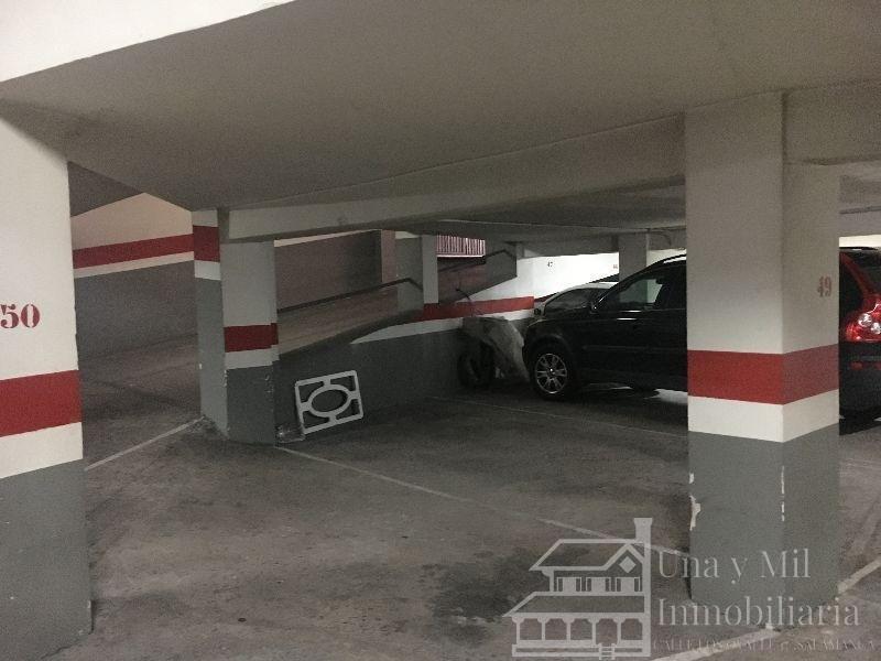 For sale of garage in Salamanca