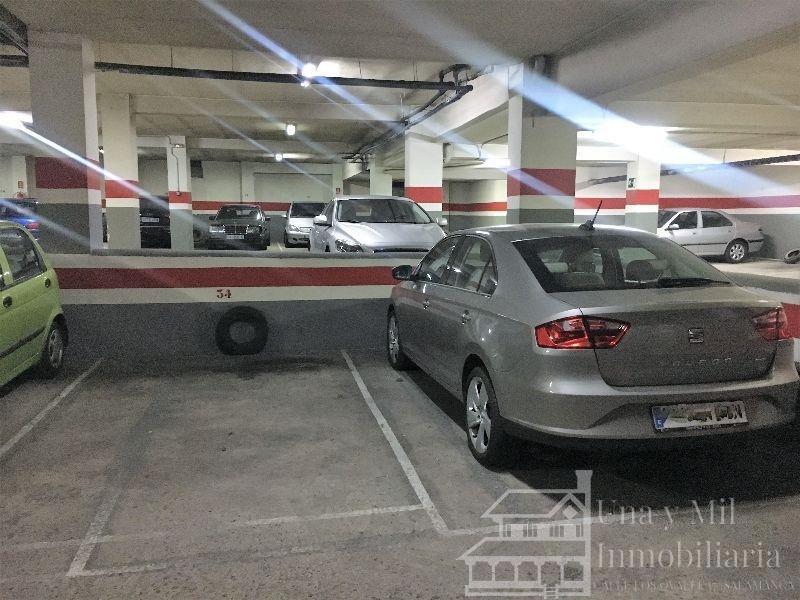 For sale of garage in Salamanca