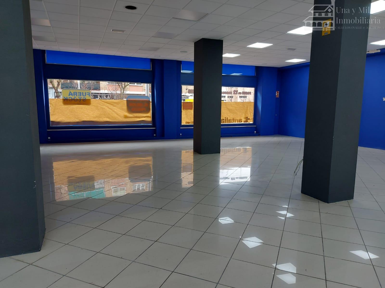 For sale of commercial in Salamanca