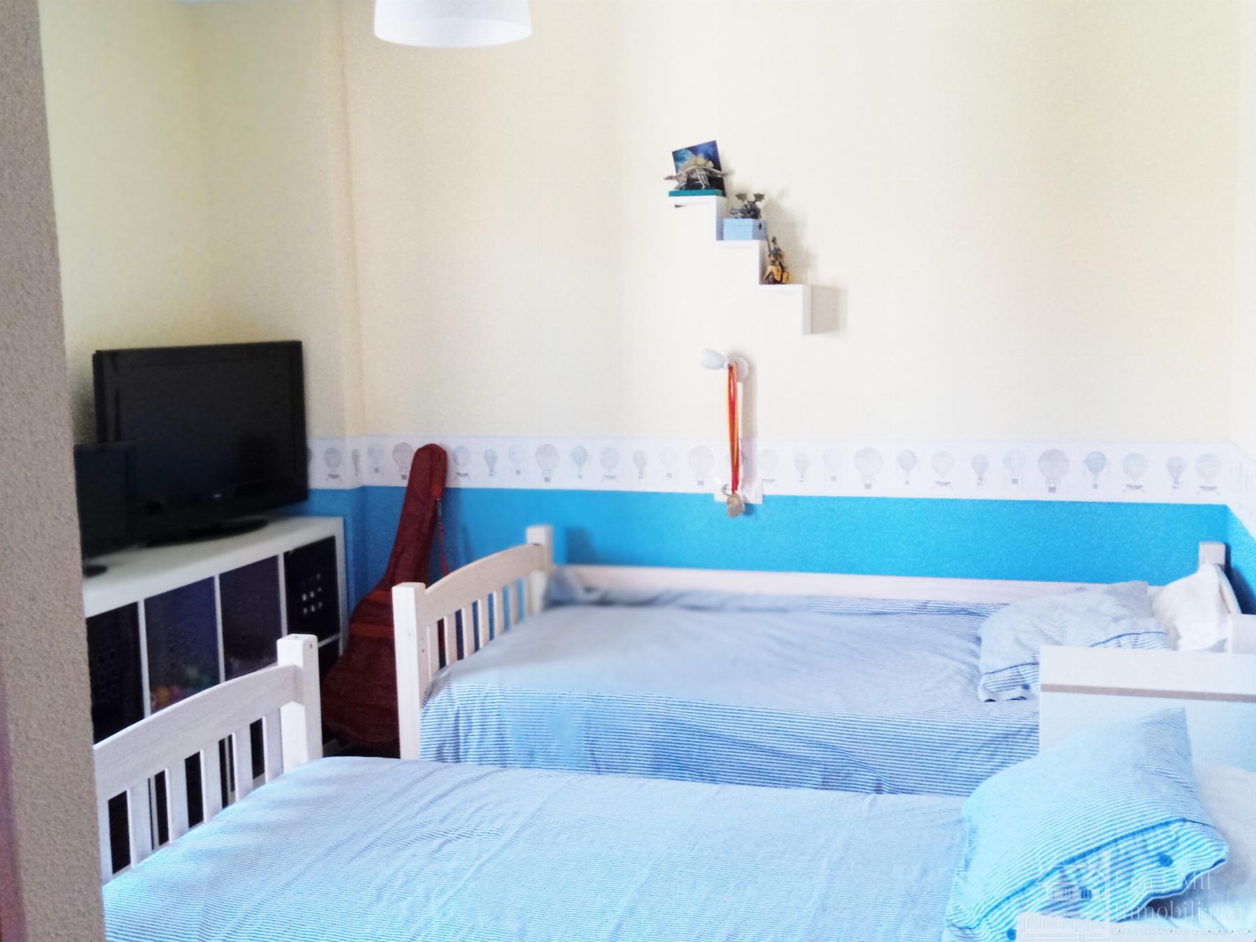 For sale of chalet in Galindo y Perahuy