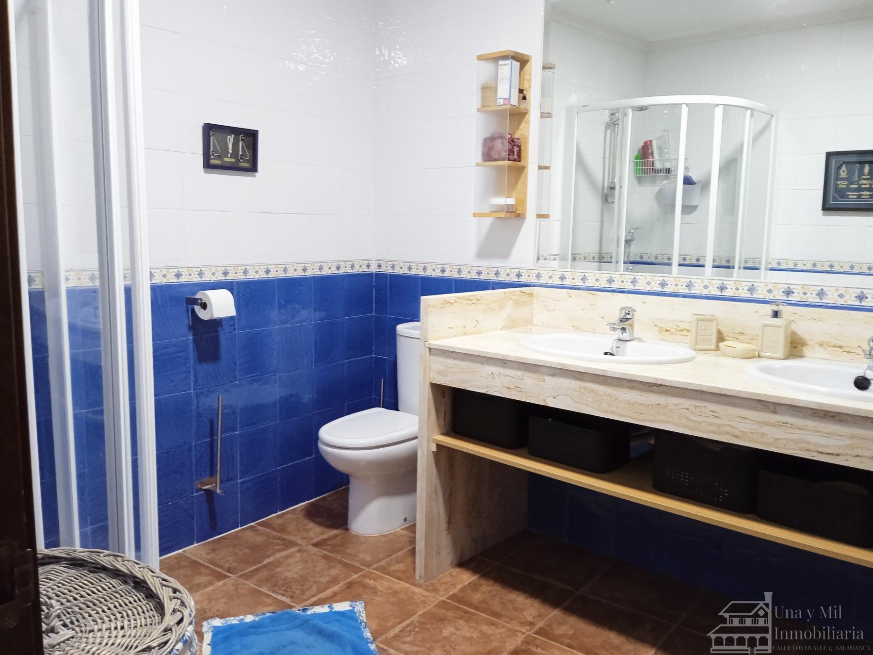 For sale of chalet in Galindo y Perahuy