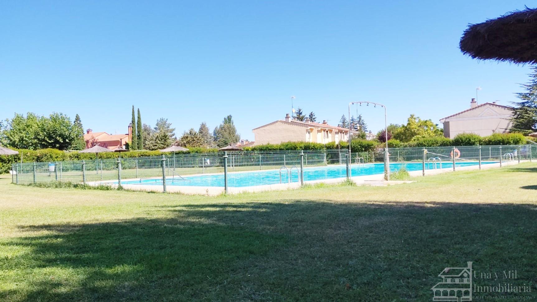 For sale of chalet in Galindo y Perahuy