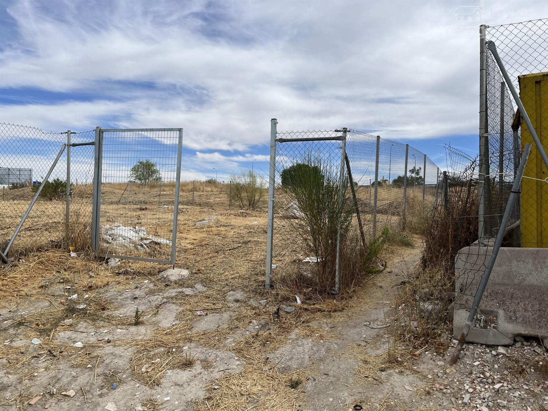 For sale of land in Madrid