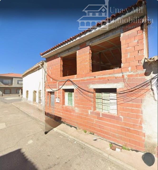 For sale of house in Villoria