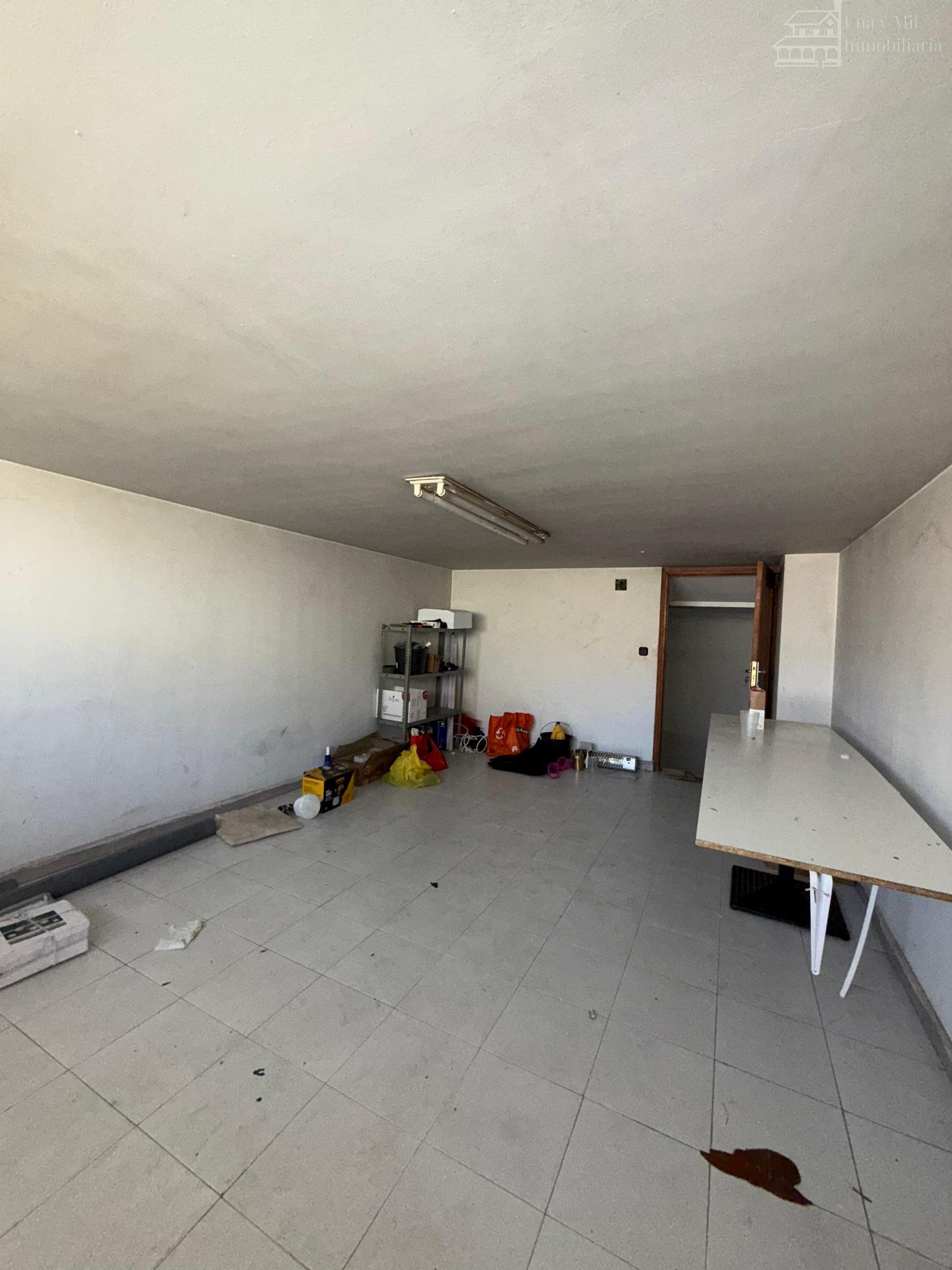 For sale of industrial plant/warehouse in Guijuelo