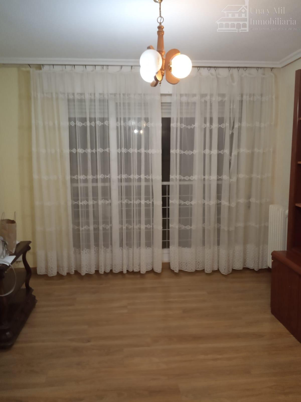 For sale of flat in Santa Marta de Tormes