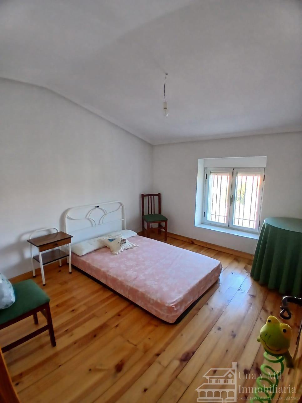 Venta de casa en Pedrosillo de los Aires