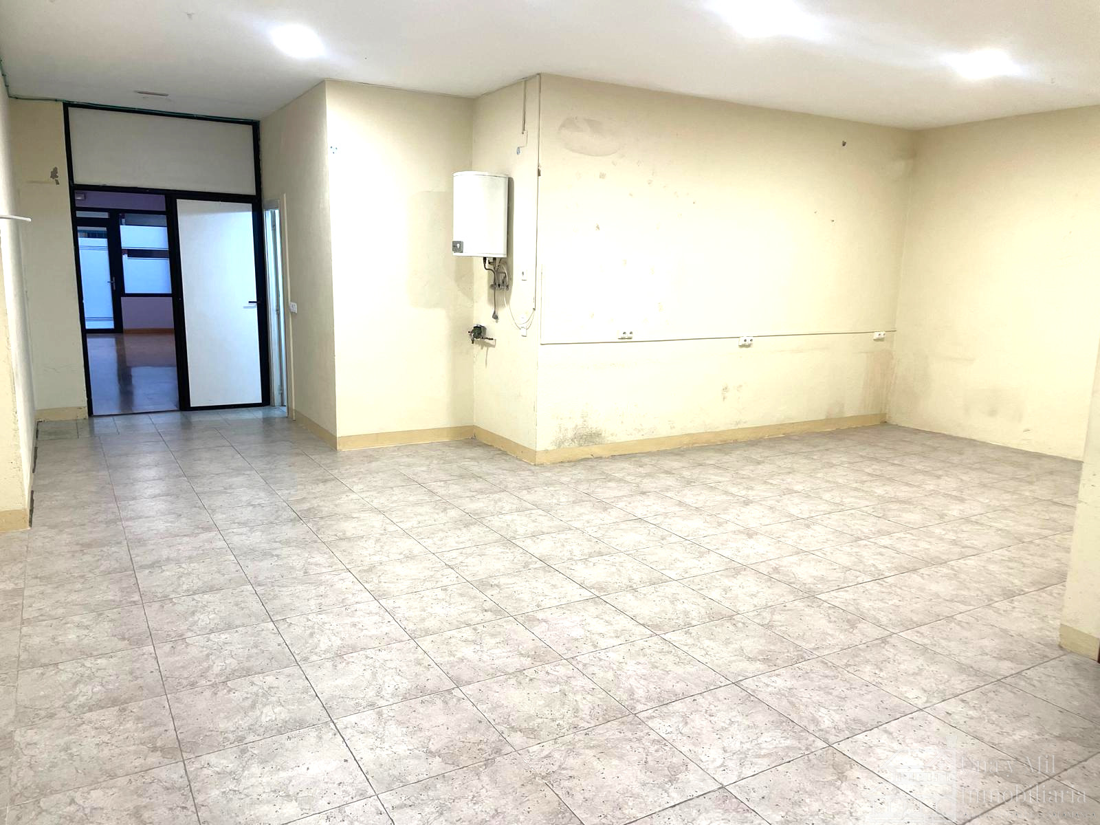 Venta de local en Salamanca