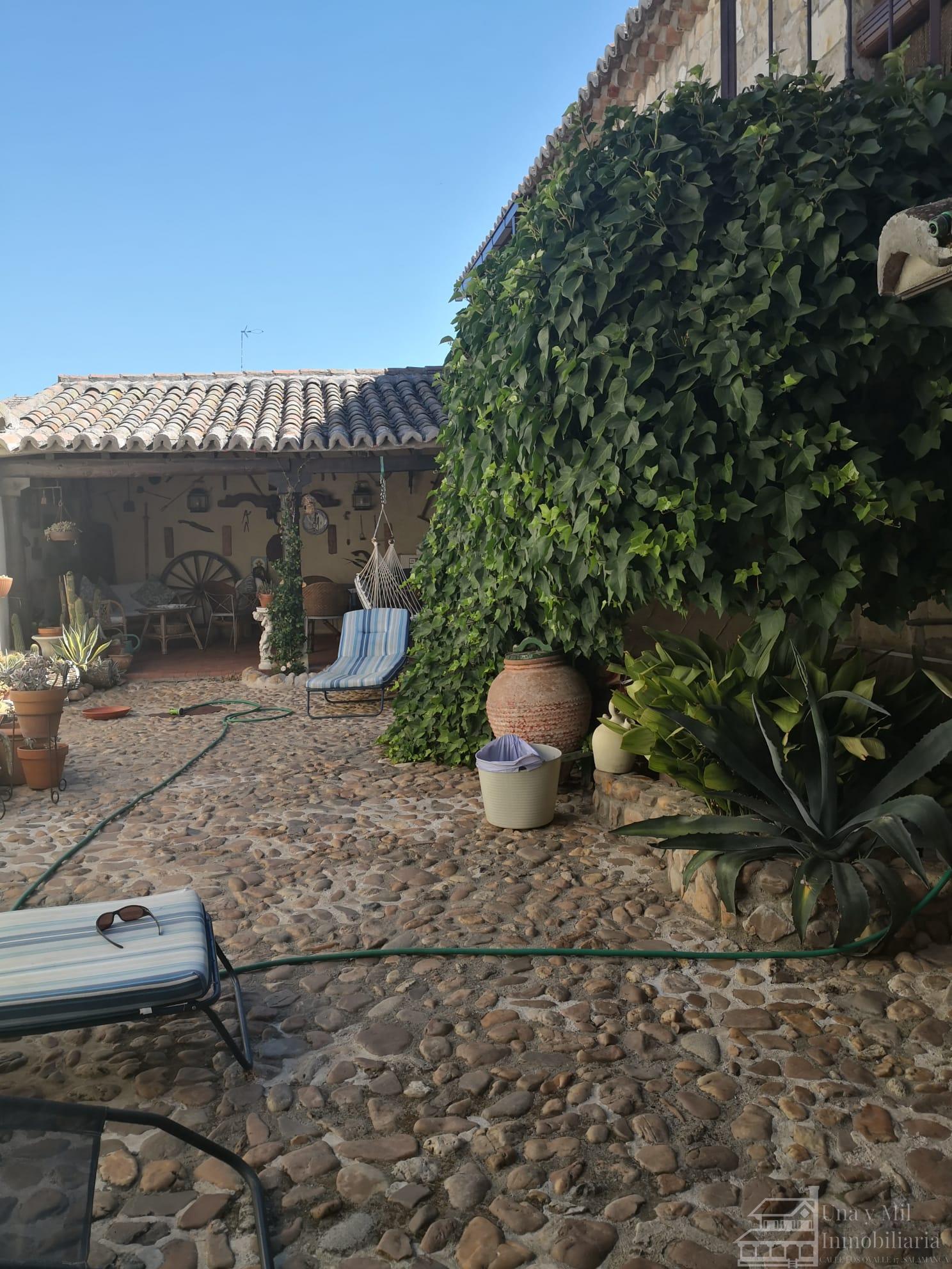 Alrededores