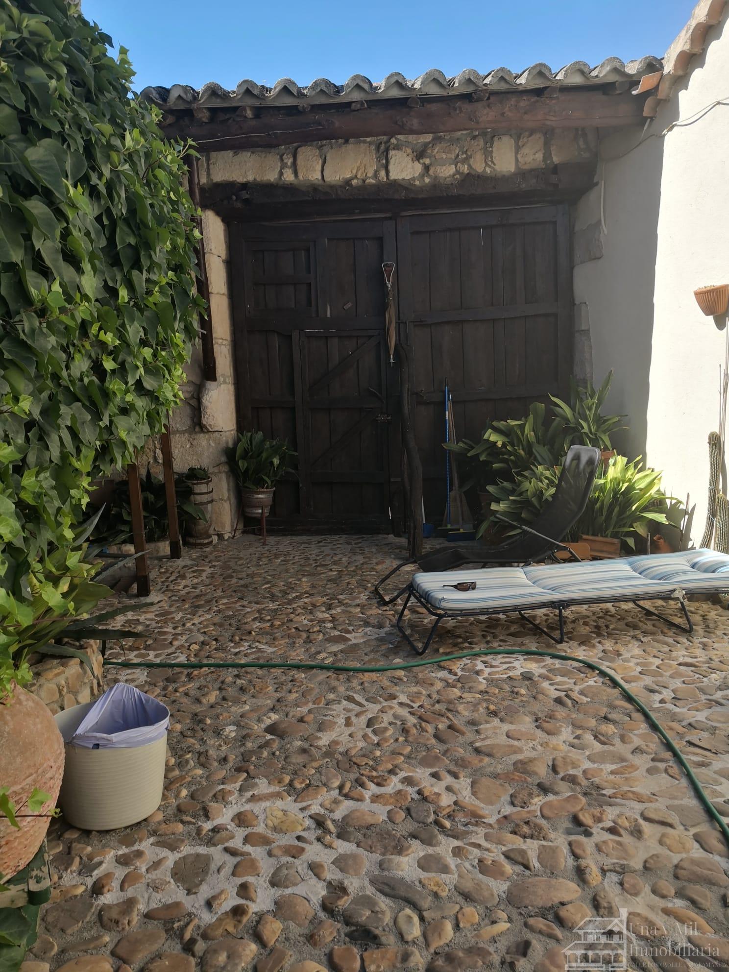 Alrededores