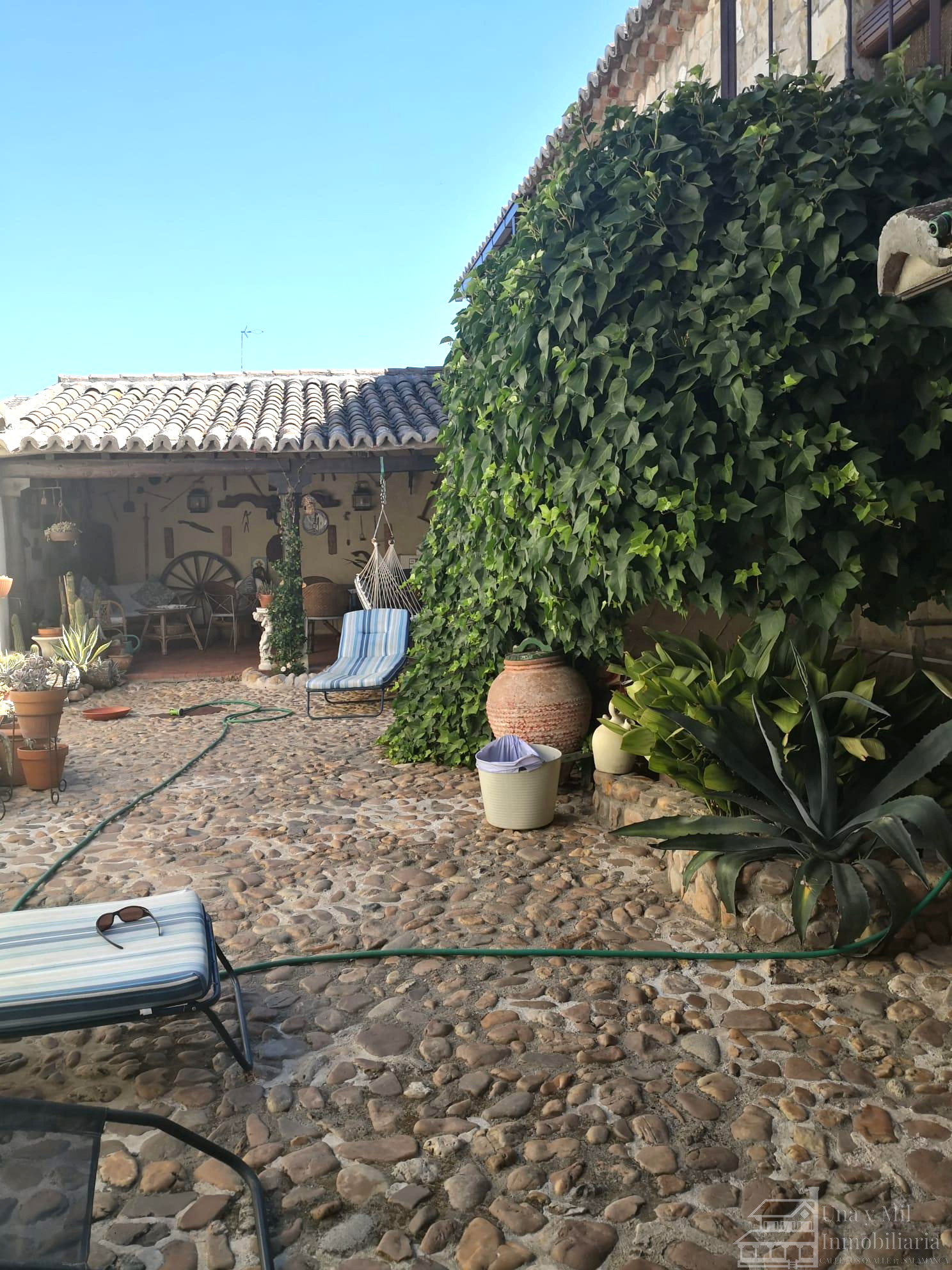 Alrededores
