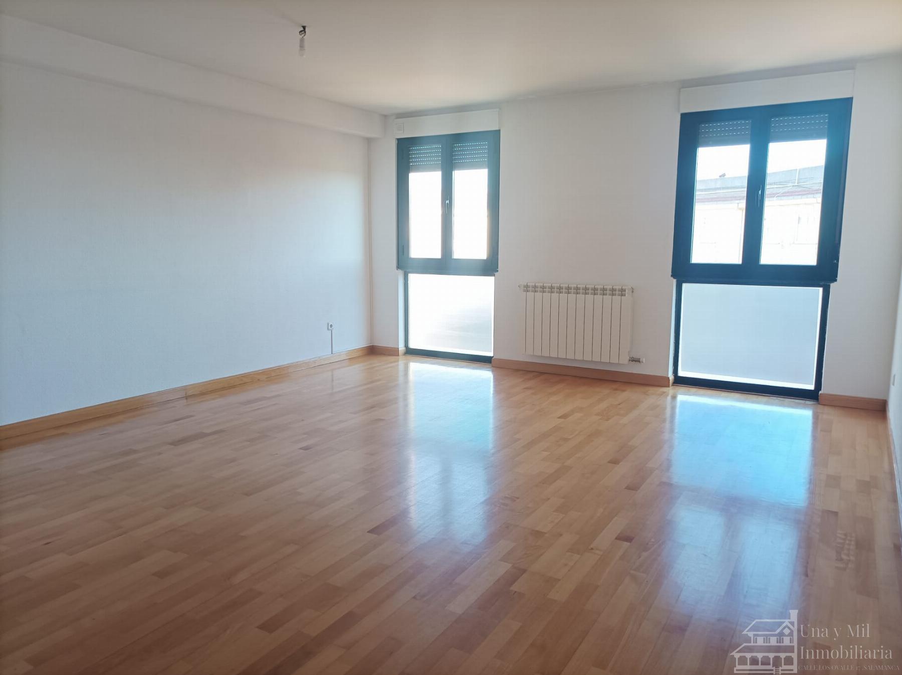 Venta de piso en Villares de la Reina
