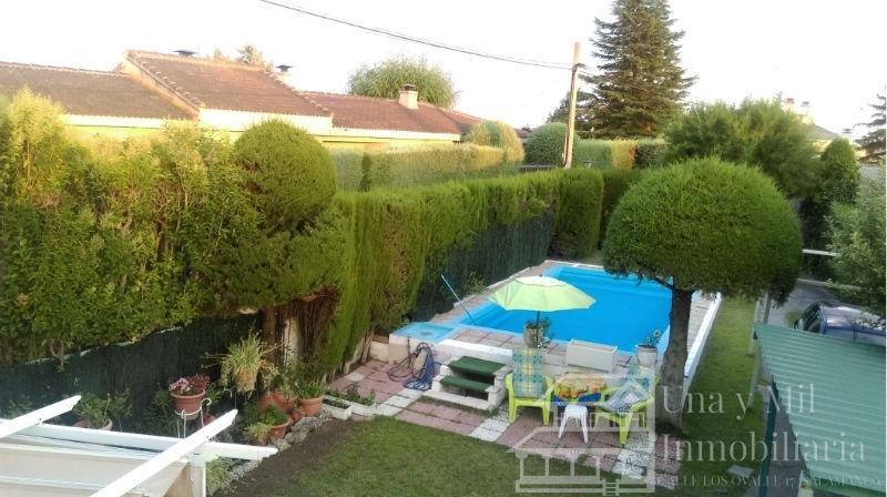 Venta de chalet en Castellanos de Villiquera