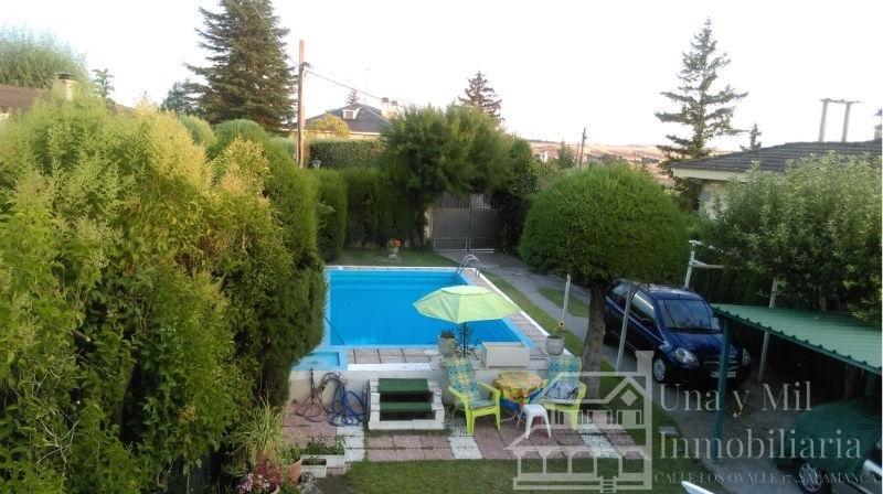 Venta de chalet en Castellanos de Villiquera